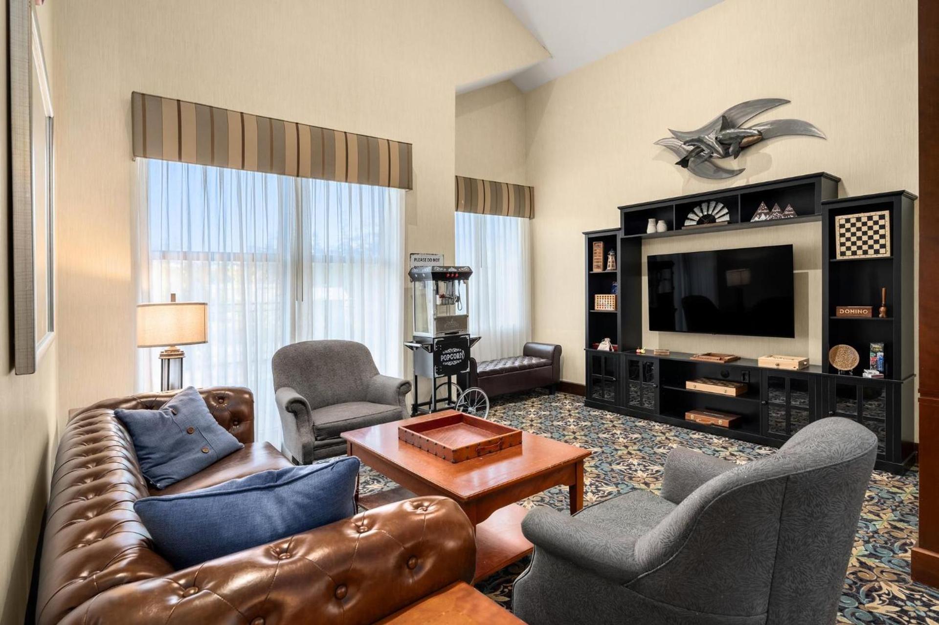 Staybridge Suites Everett - Paine Field by IHG photo 21
