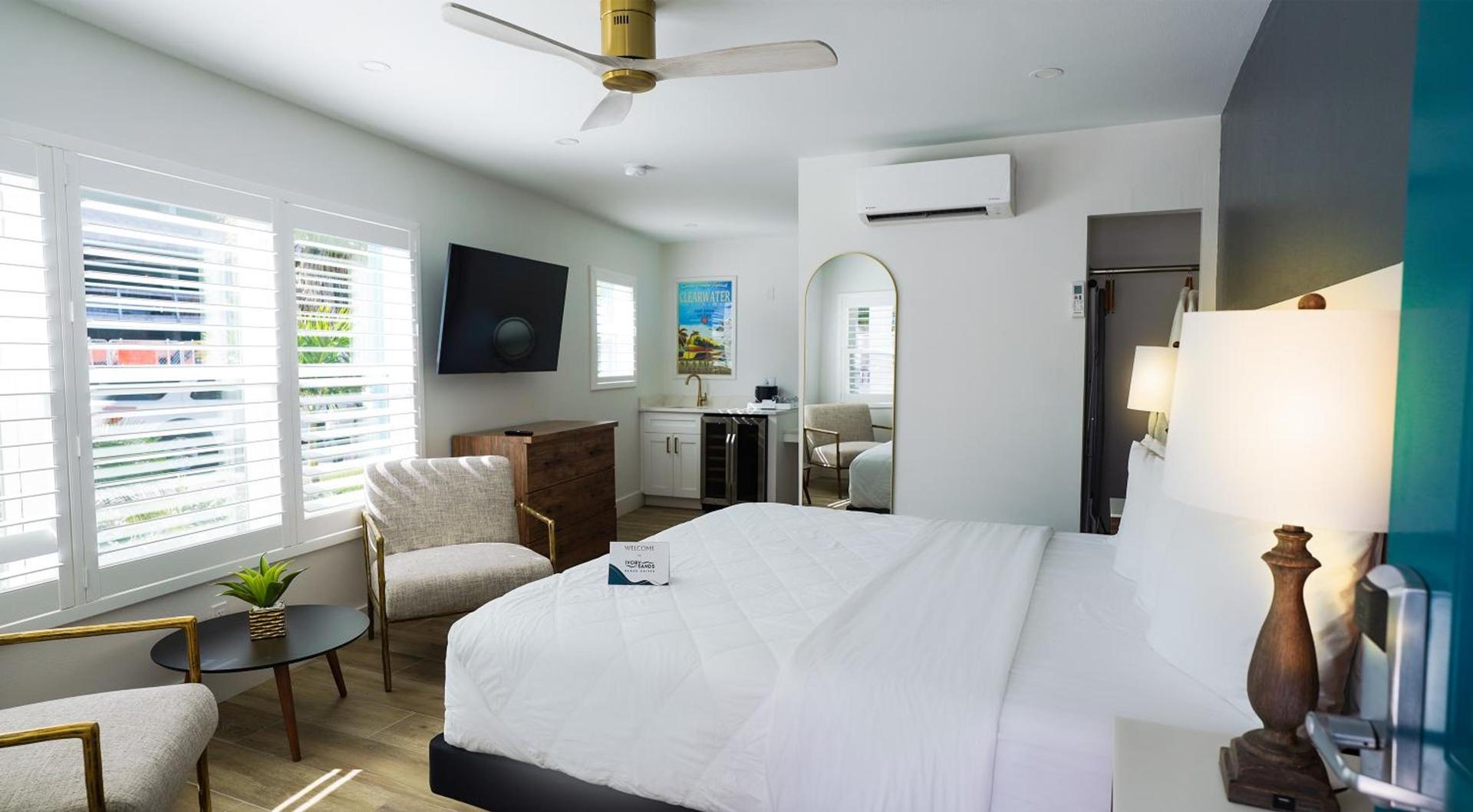 Ivory Sands Beach Suites photo 2
