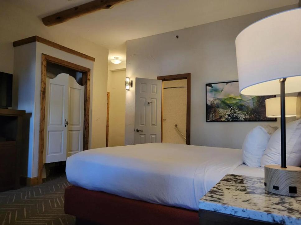 The Lodge at Breckenridge photo 43