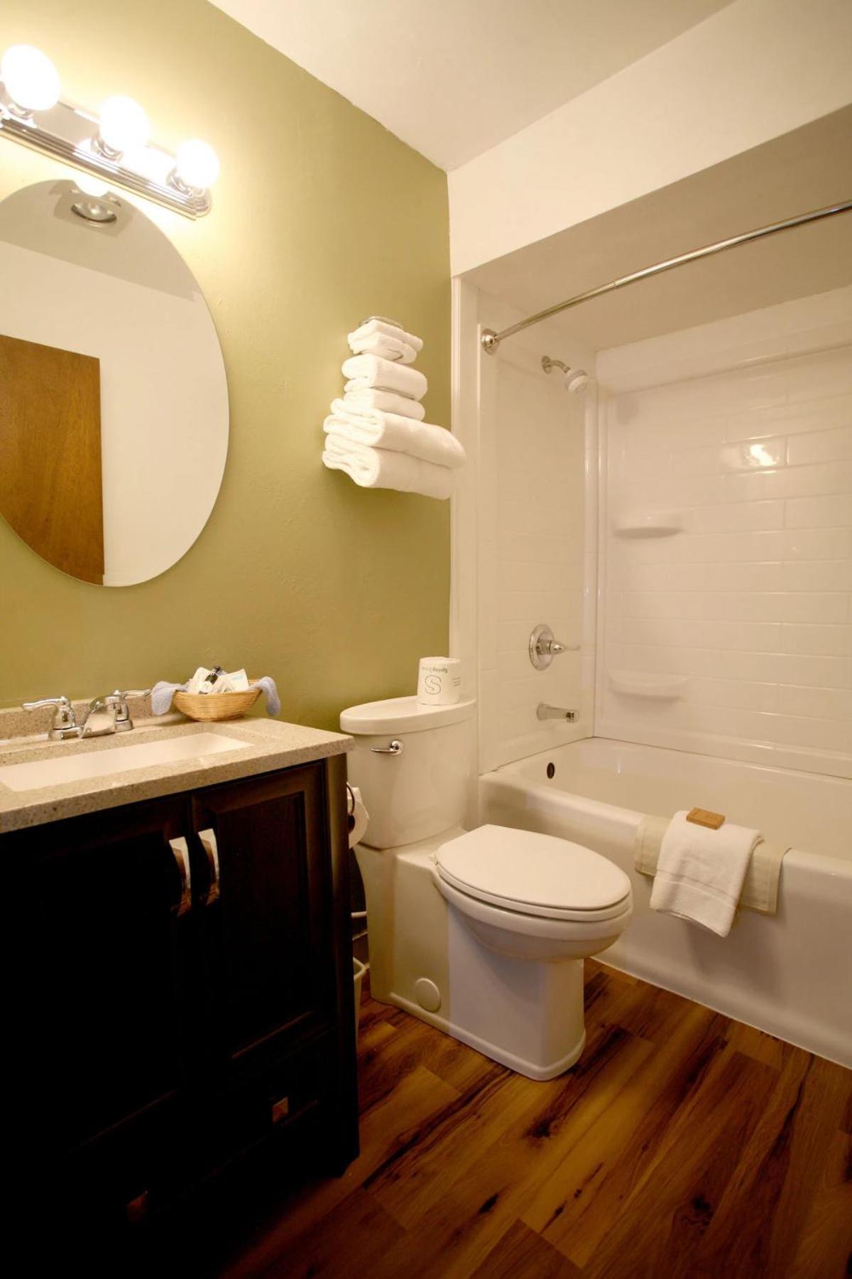 Pine Grove Resort photo 55