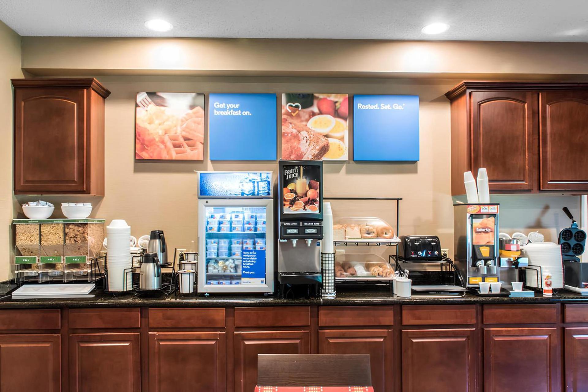 Comfort Inn Lancaster County photo 2