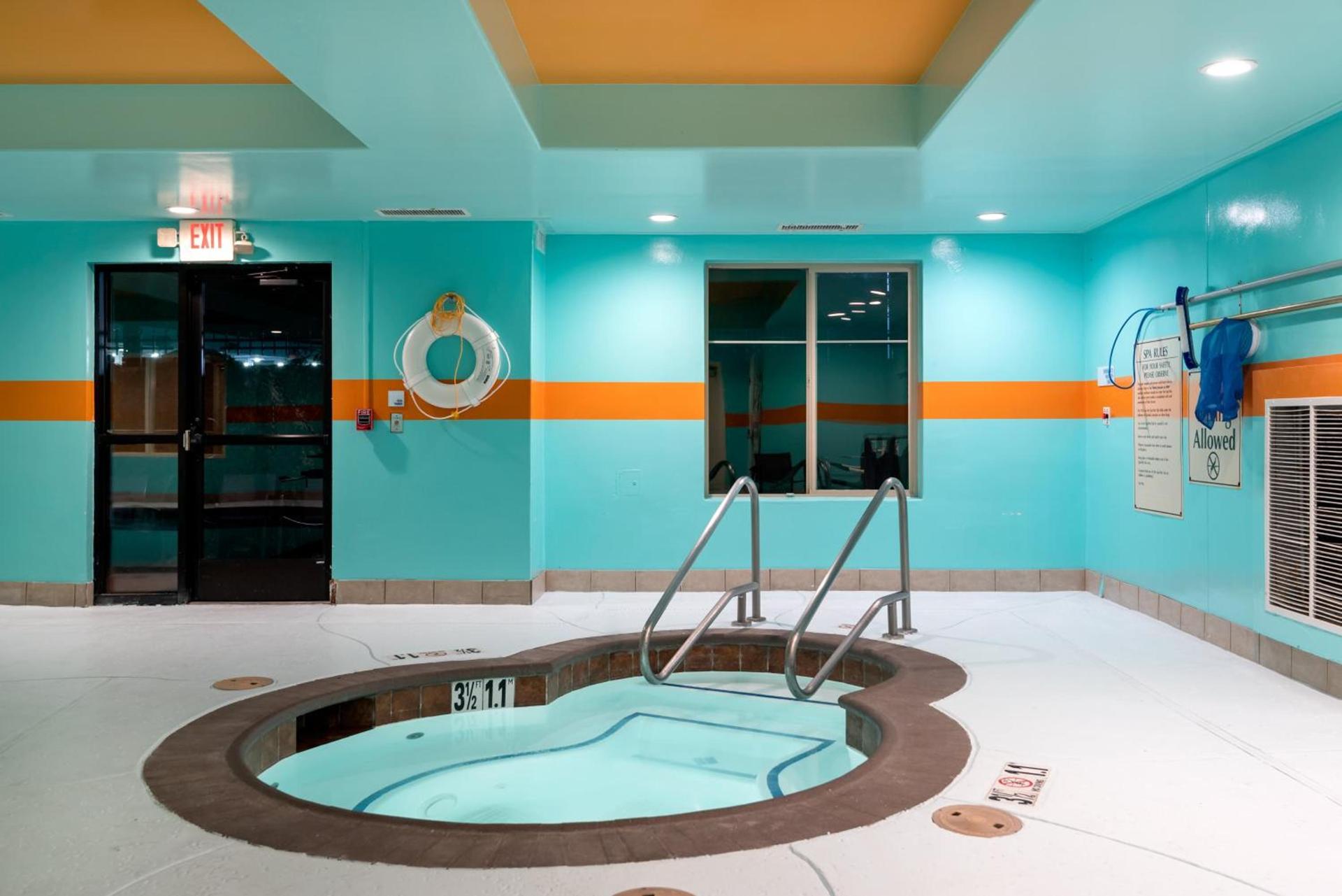 Holiday Inn Express & Suites Lathrop by IHG photo 34