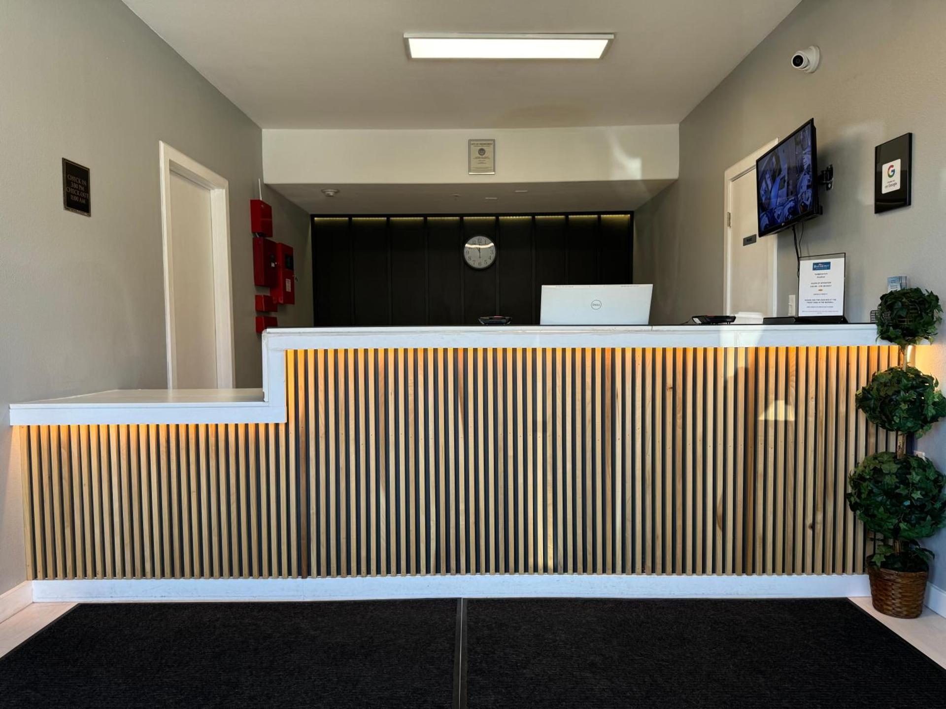 Baymont by Wyndham Ridgecrest photo 13