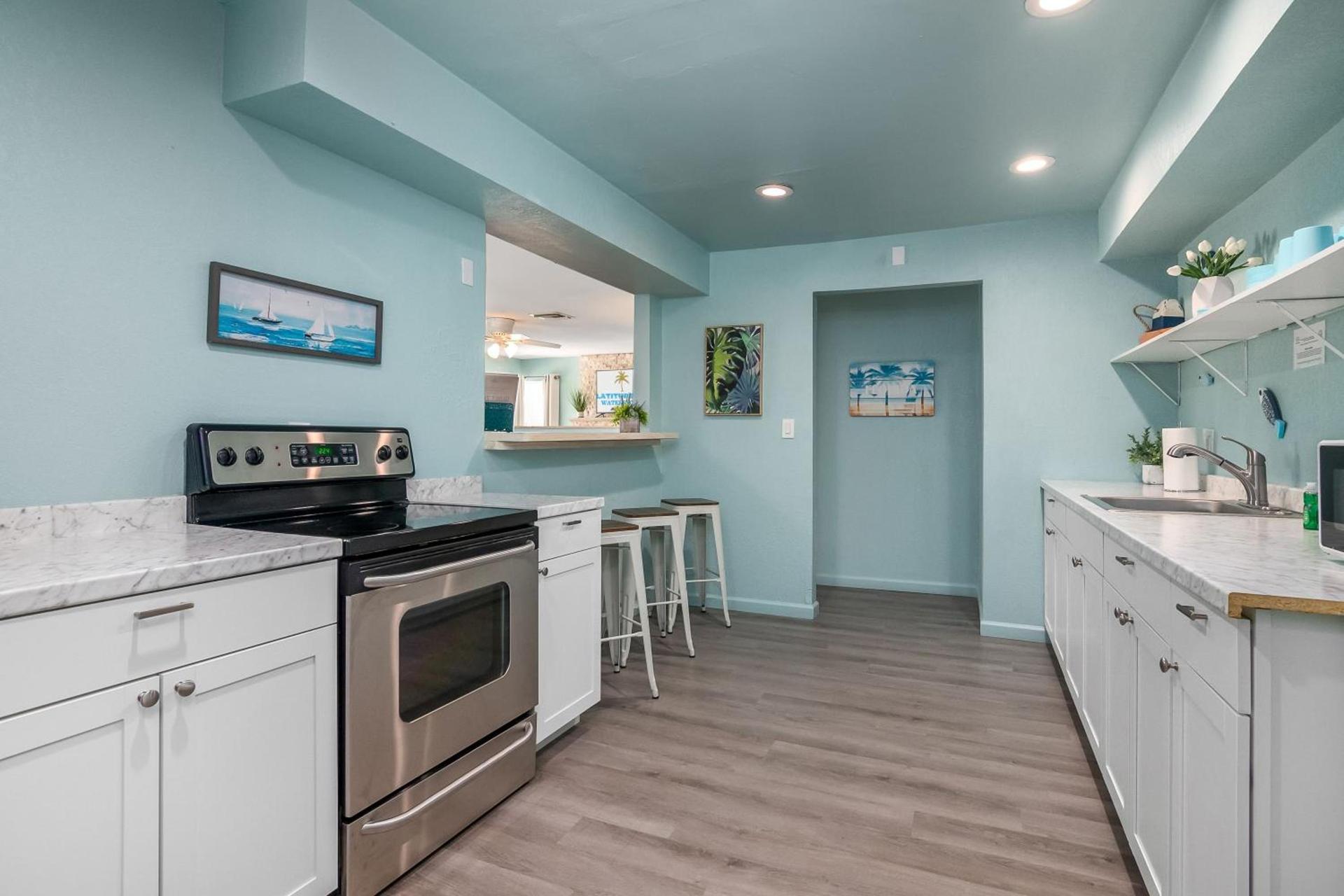 Latitude 26 Waterfront Boutique Resort - Fort Myers Beach photo 46
