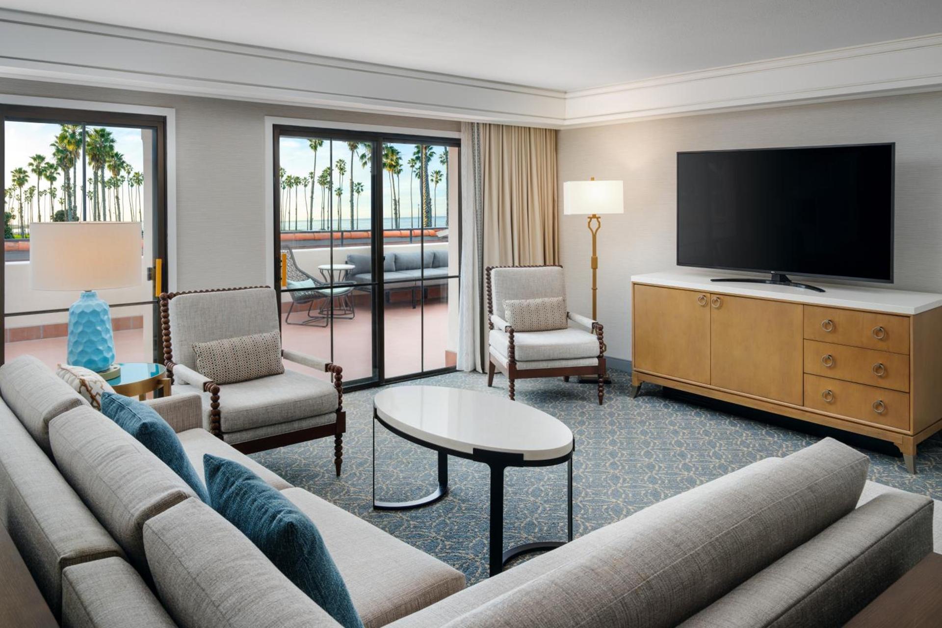 Hilton Santa Barbara Beachfront Resort photo 71
