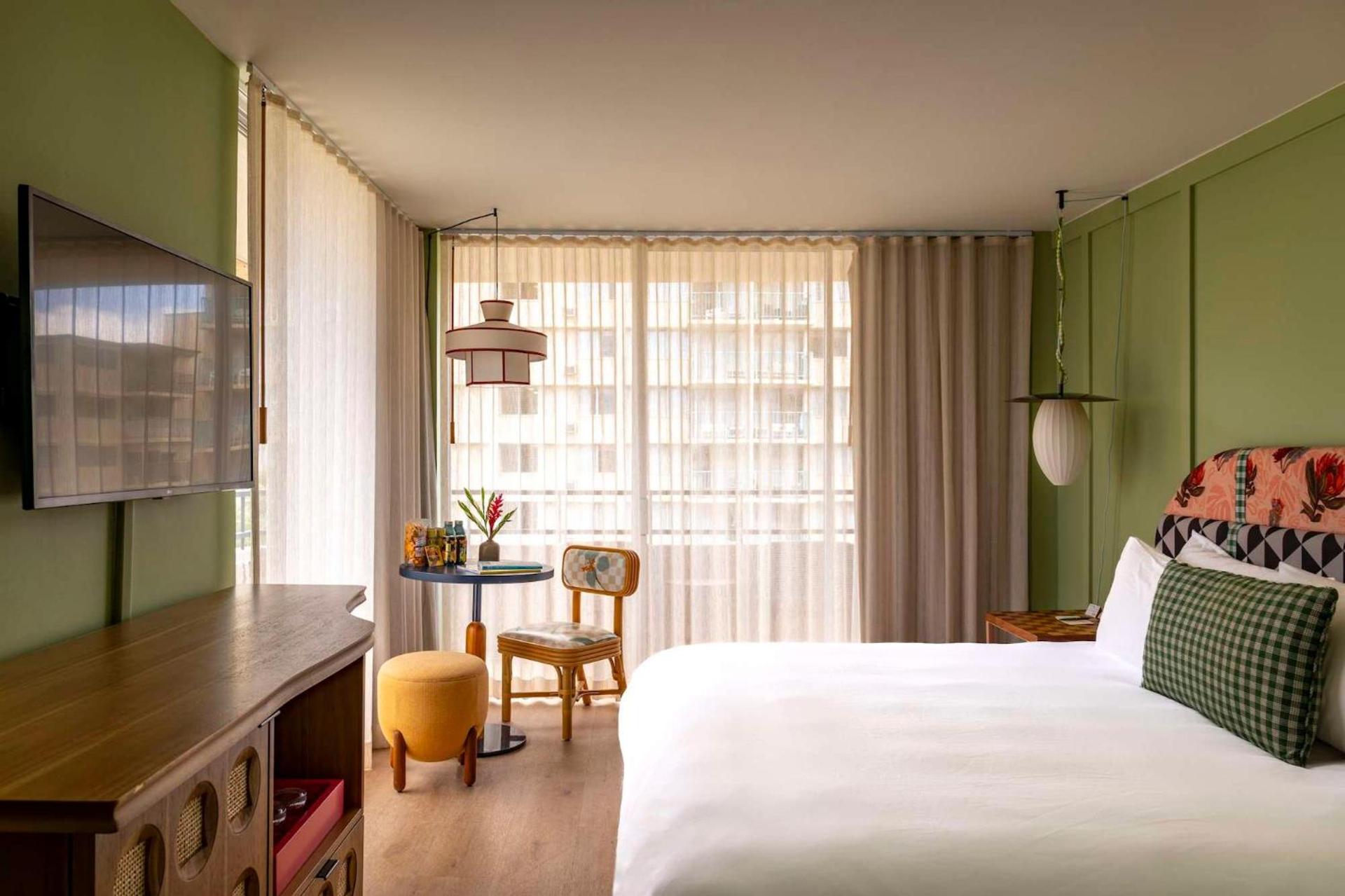 Wayfinder Waikiki - Voted Top 10 Best Hotels in Hawaii! photo 100