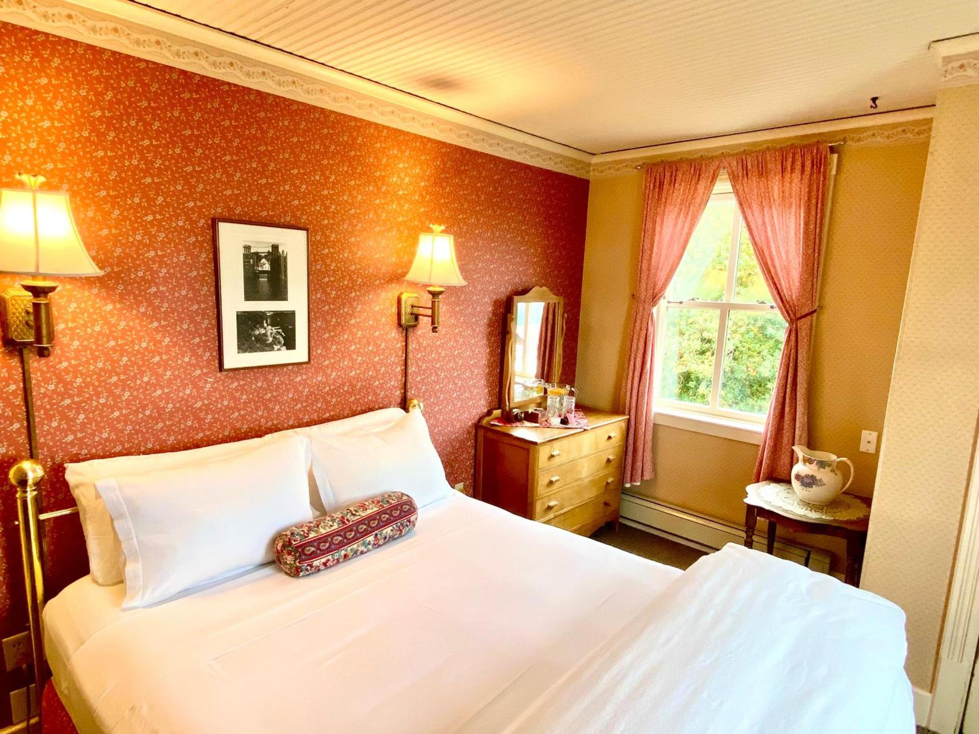 Orcas Hotel photo 91