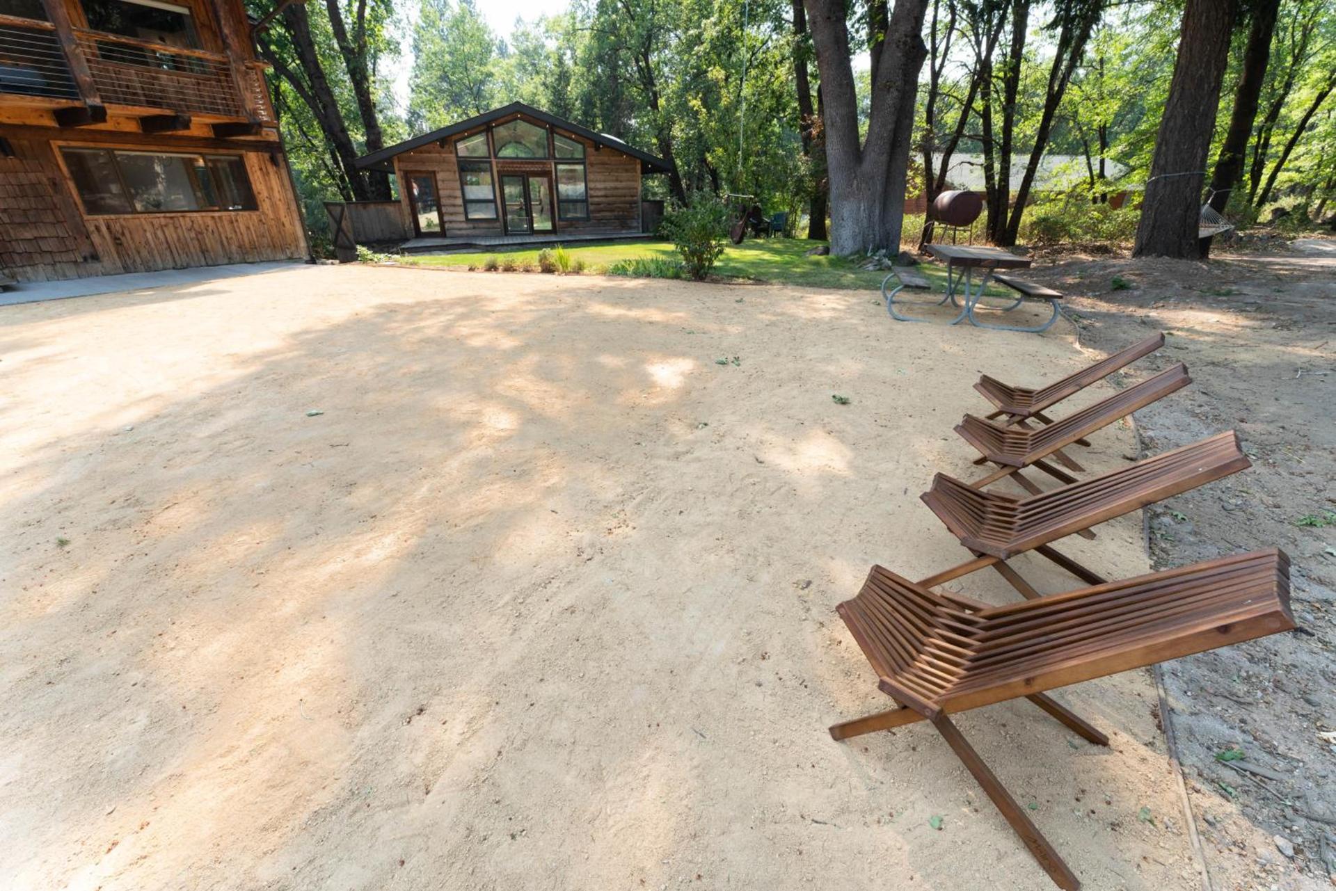 Basecamp Lodge photo 21