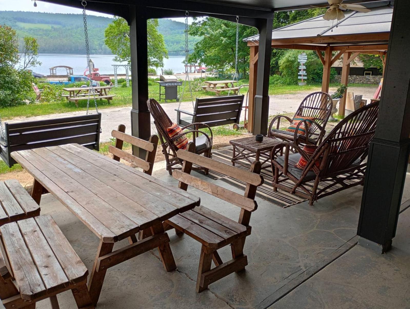 Cottage Place on Squam Lake - Suites photo 16