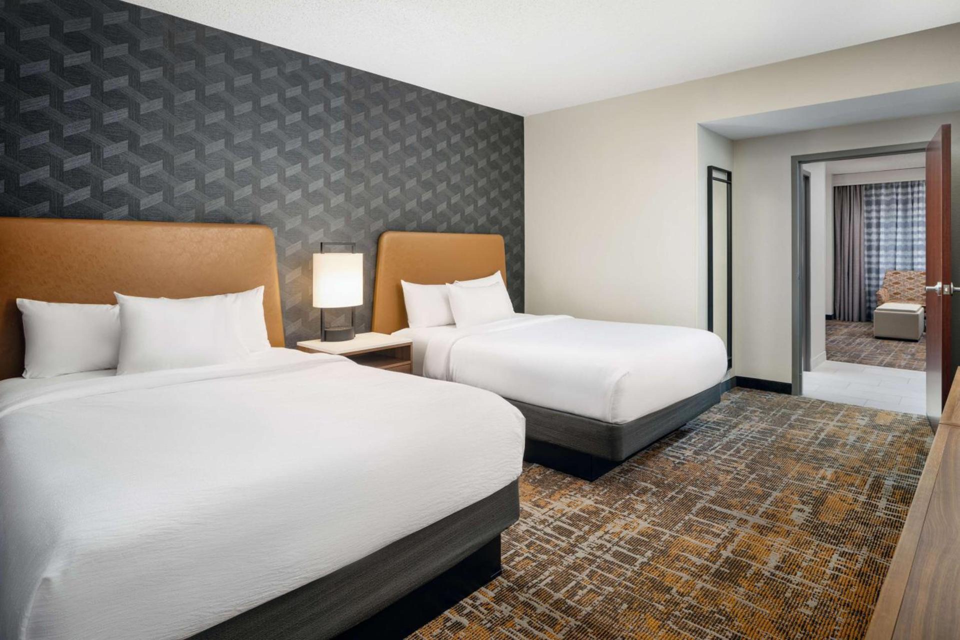 Embassy Suites Huntsville photo 42