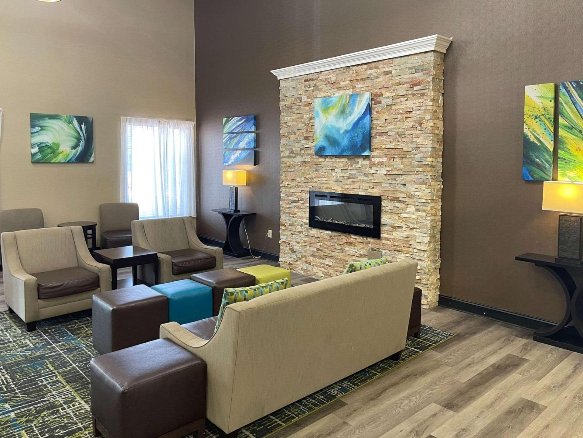 Quality Inn & Suites Lexington South photo 10