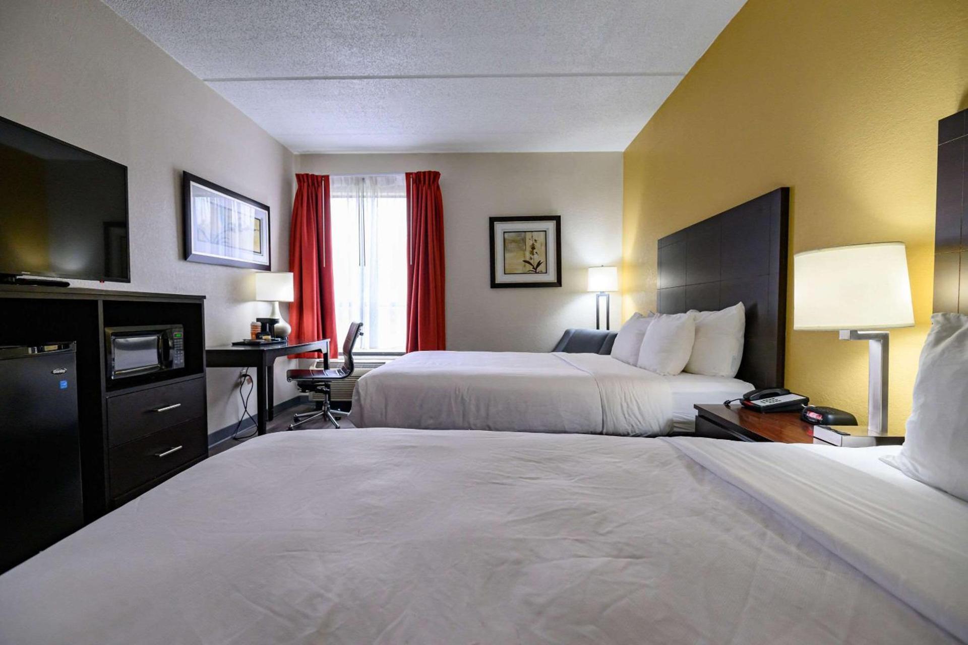 Quality Inn & Suites Lexington South photo 88