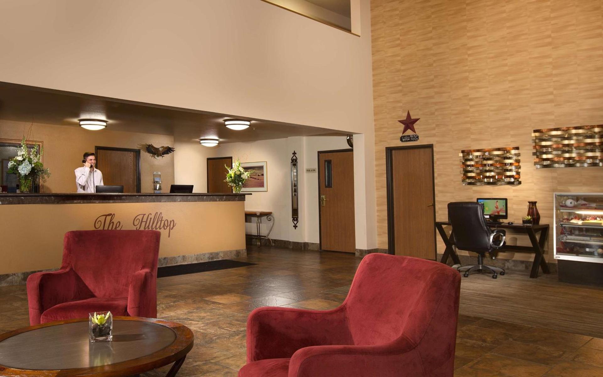 Coast Hilltop Inn photo 6