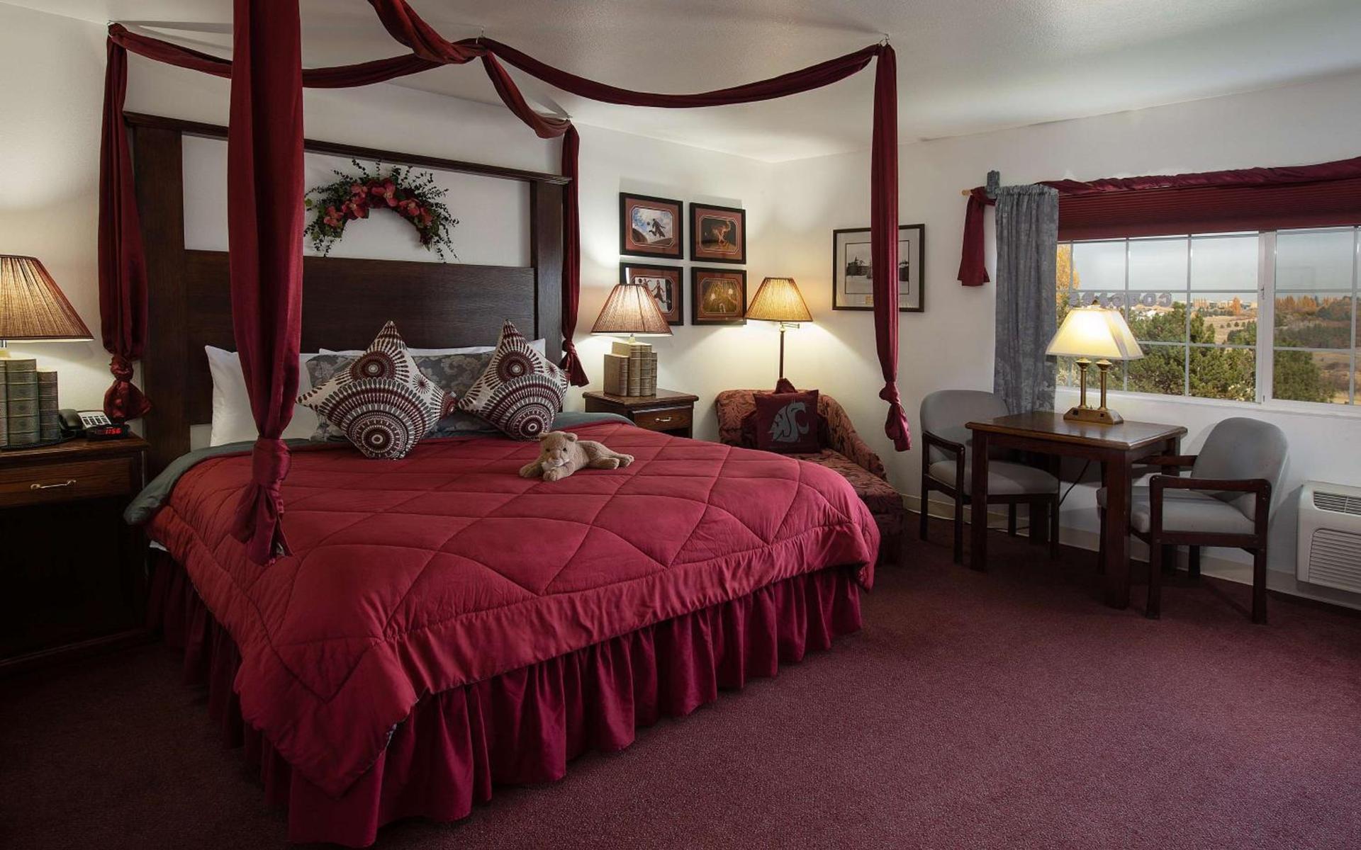 Coast Hilltop Inn photo 16