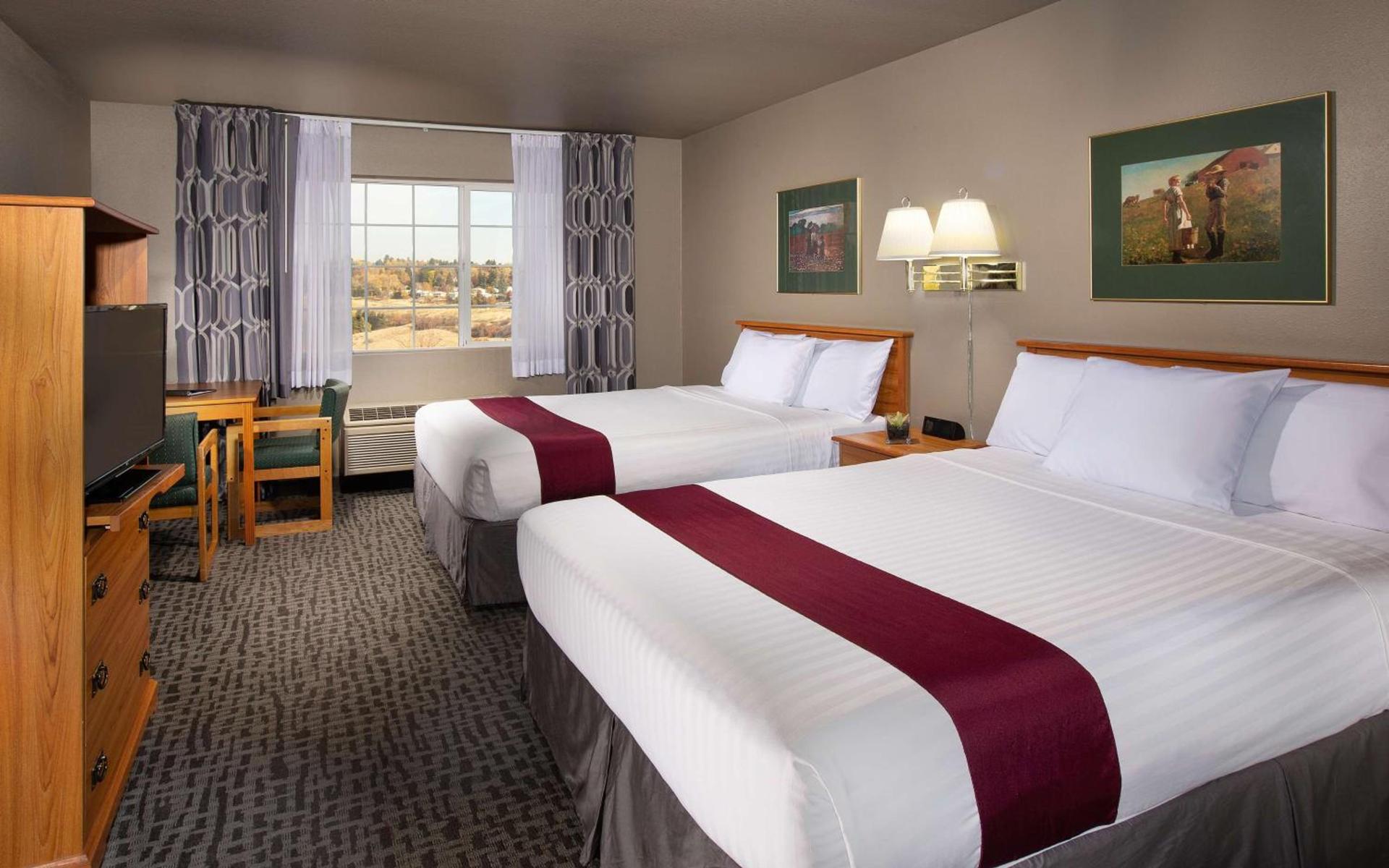Coast Hilltop Inn photo 24