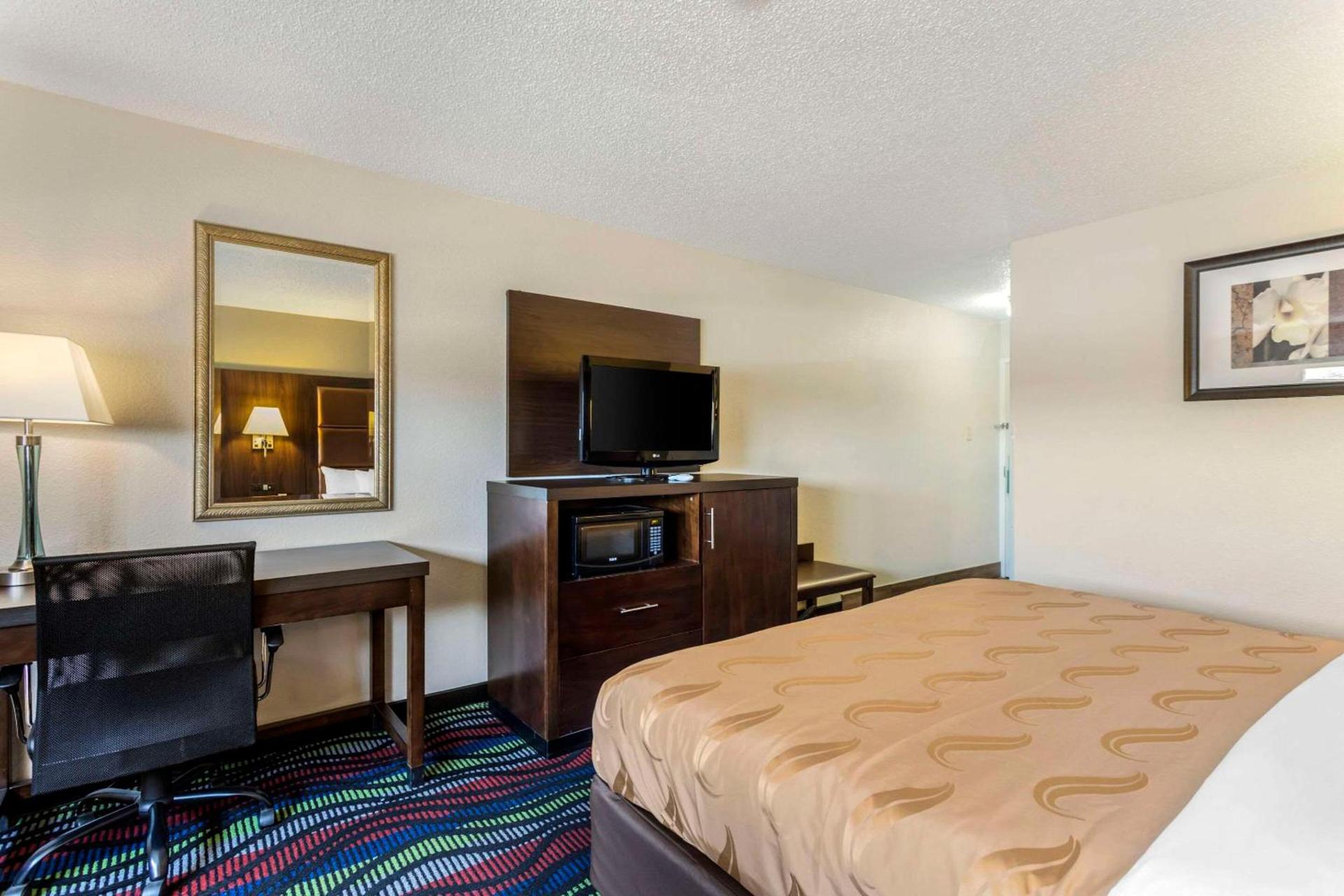 Quality Inn Cookeville photo 11