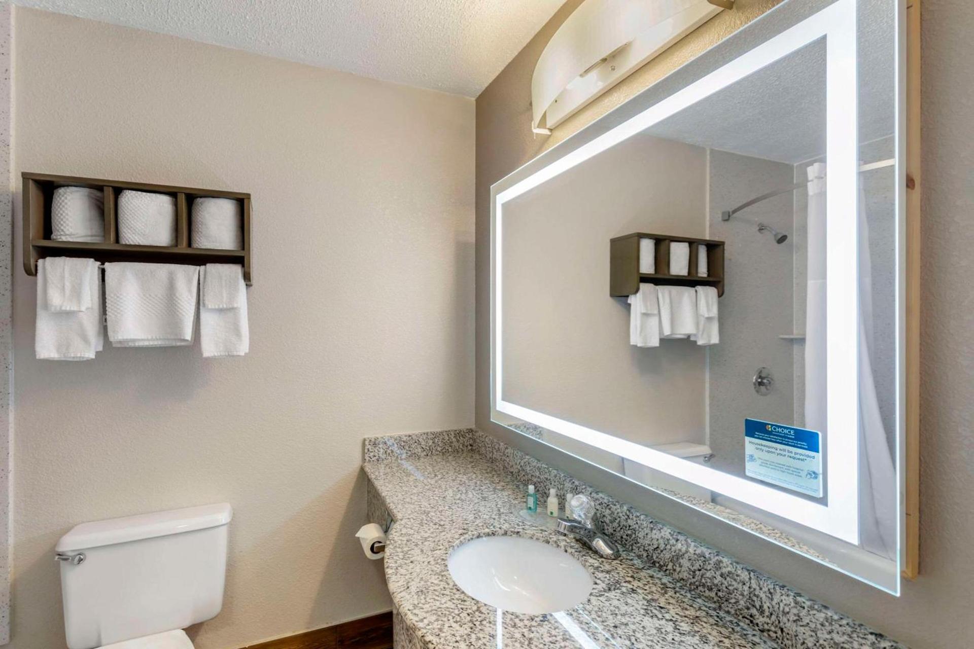 Quality Inn Cookeville photo 14
