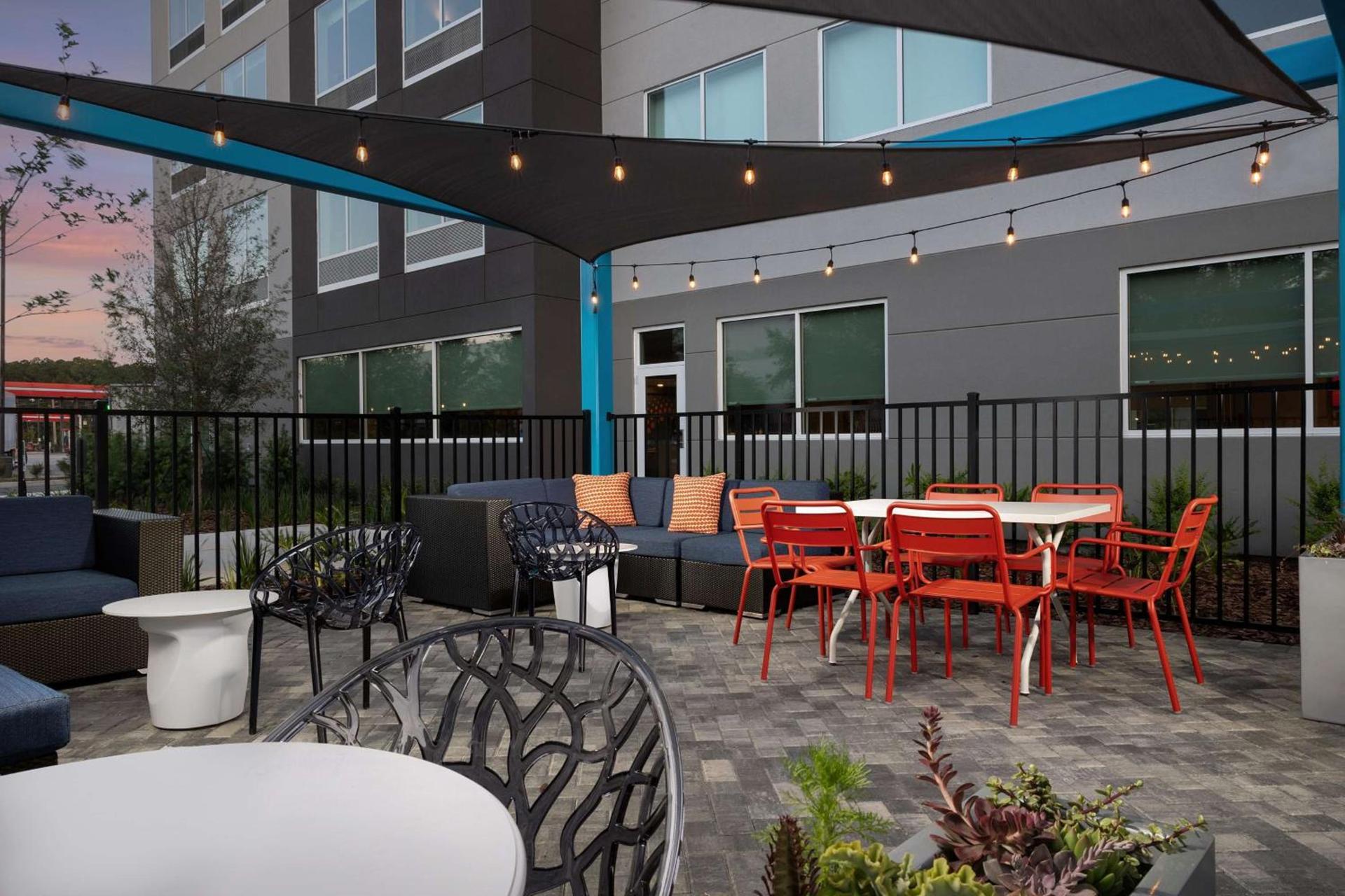 Tru by Hilton Jacksonville West I 295 photo 4