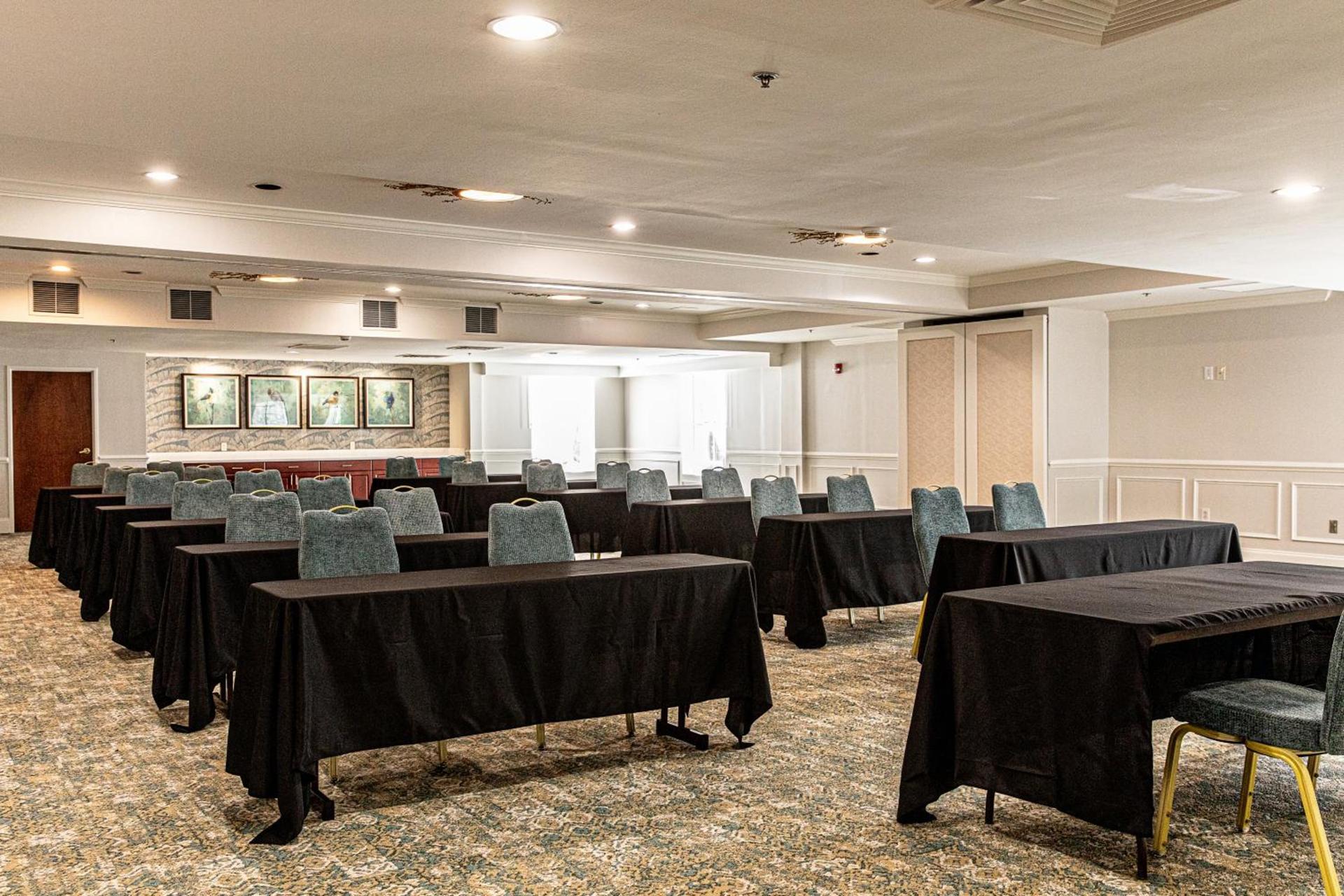 Hampton Inn & Suites Charleston-West Ashley photo 80