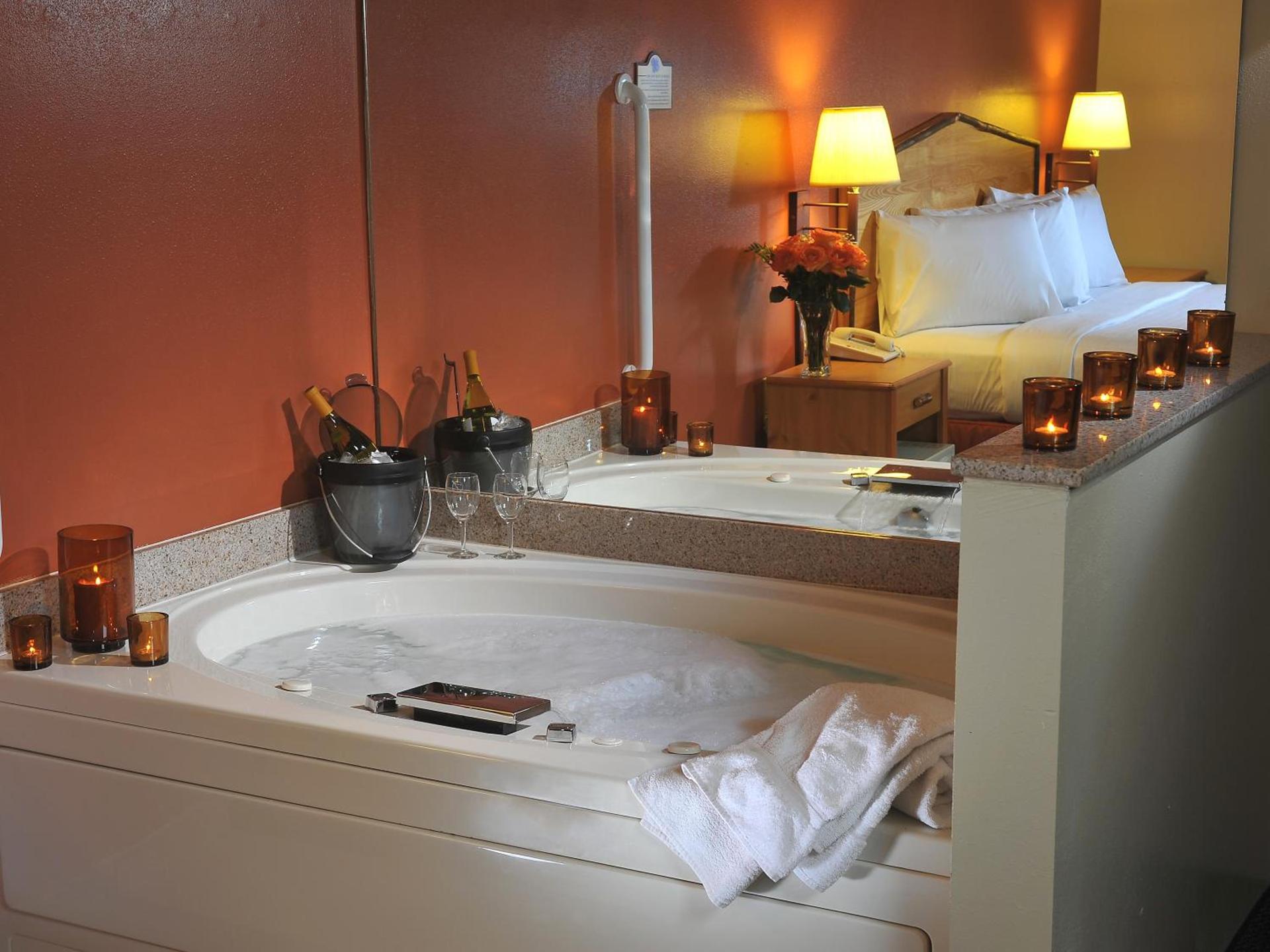 AmericInn by Wyndham Oswego photo 45