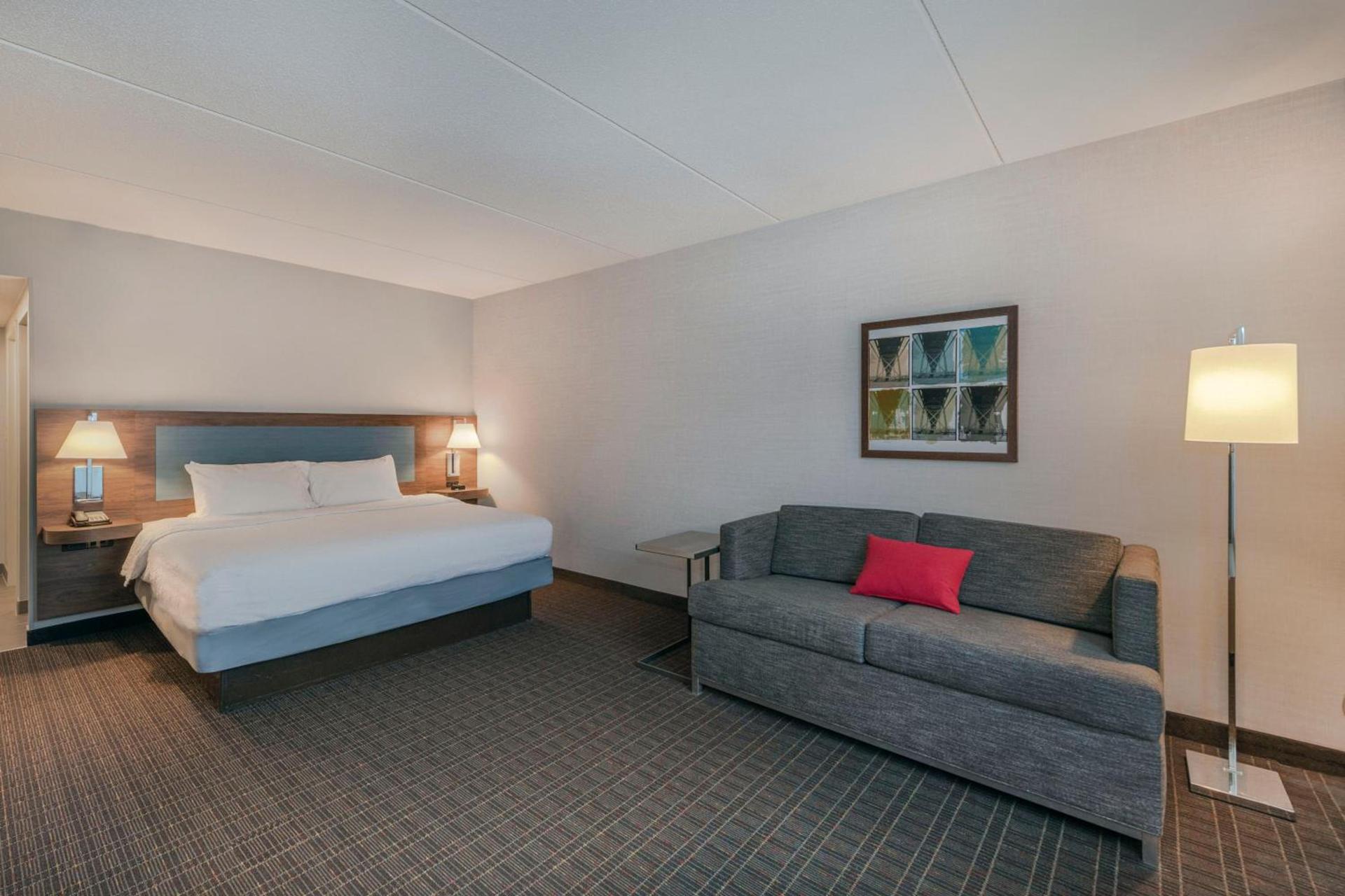 Hampton Inn & Suites Burlington photo 27