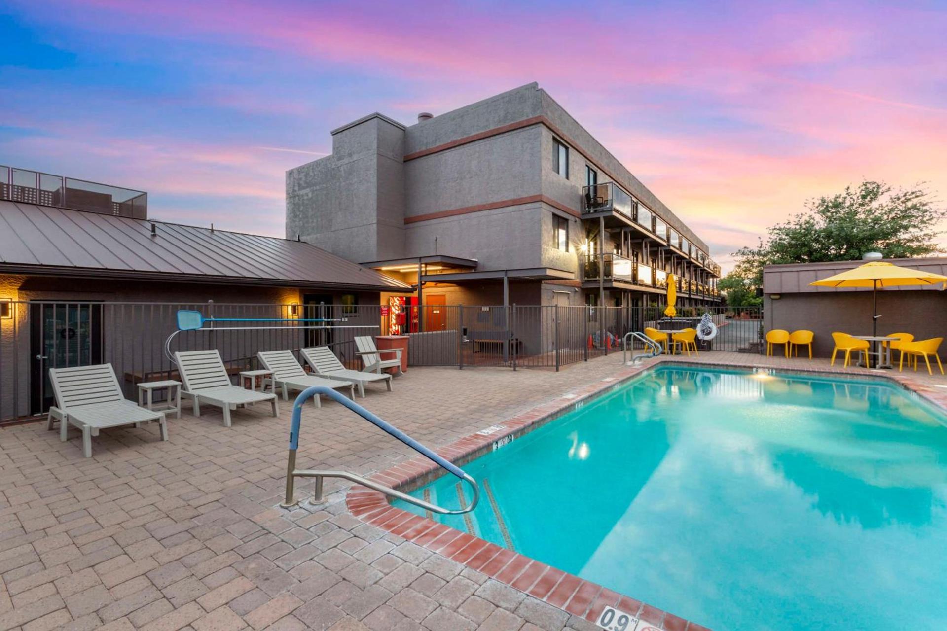Aiden by Best Western Sedona photo 5