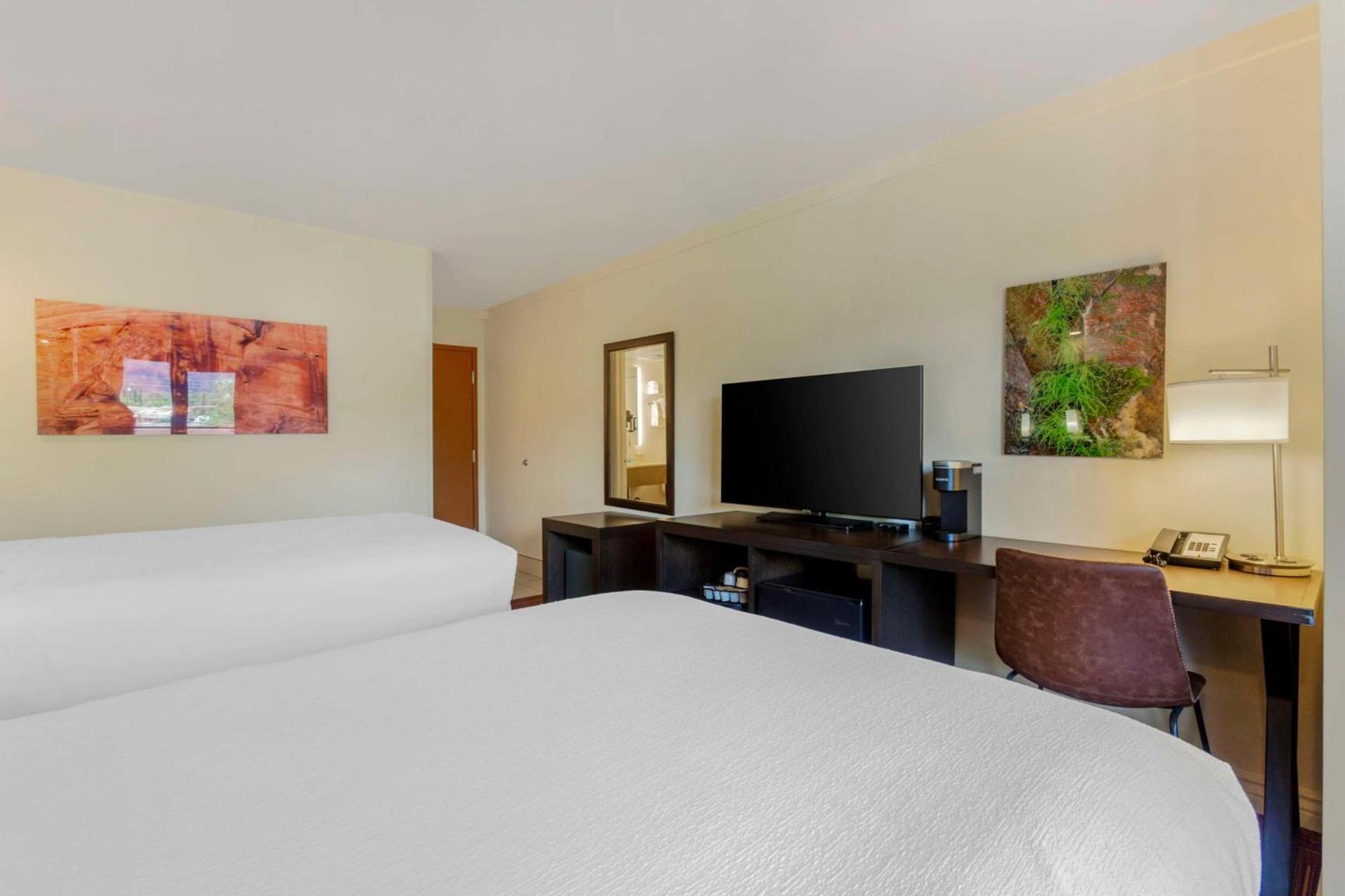 Aiden by Best Western Sedona photo 28