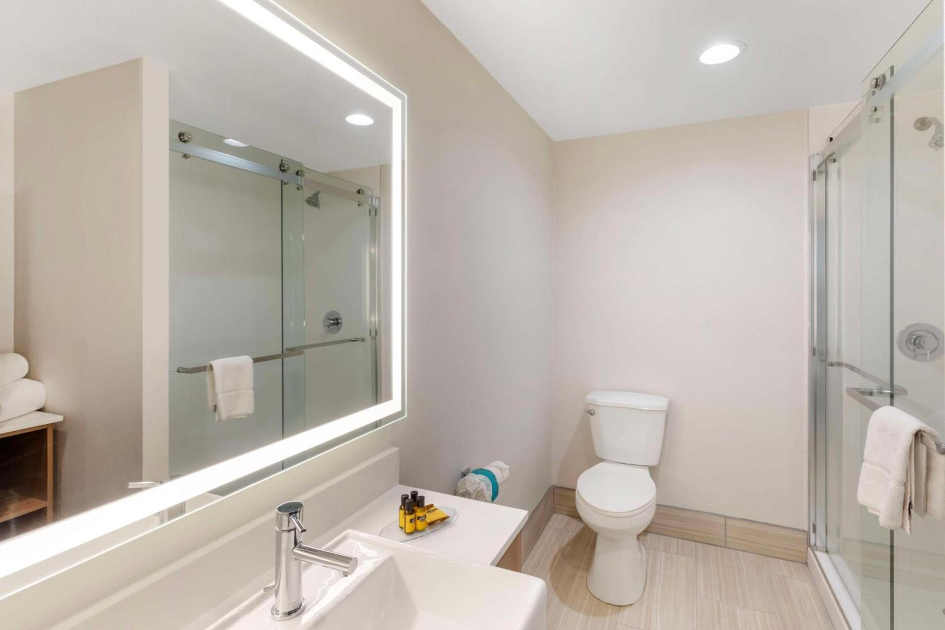 Best Western Plus Atlanta Airport East photo 20