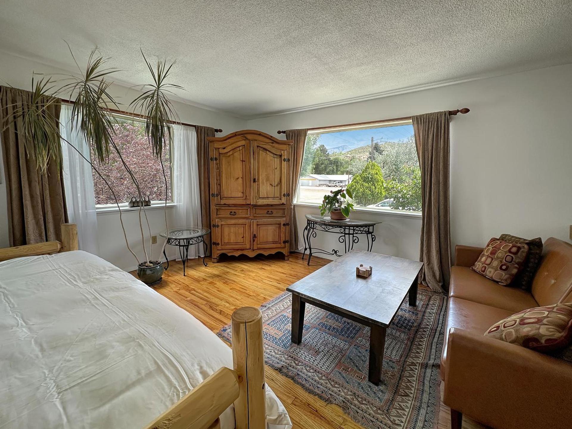 Rocky Mountain Inn photo 25