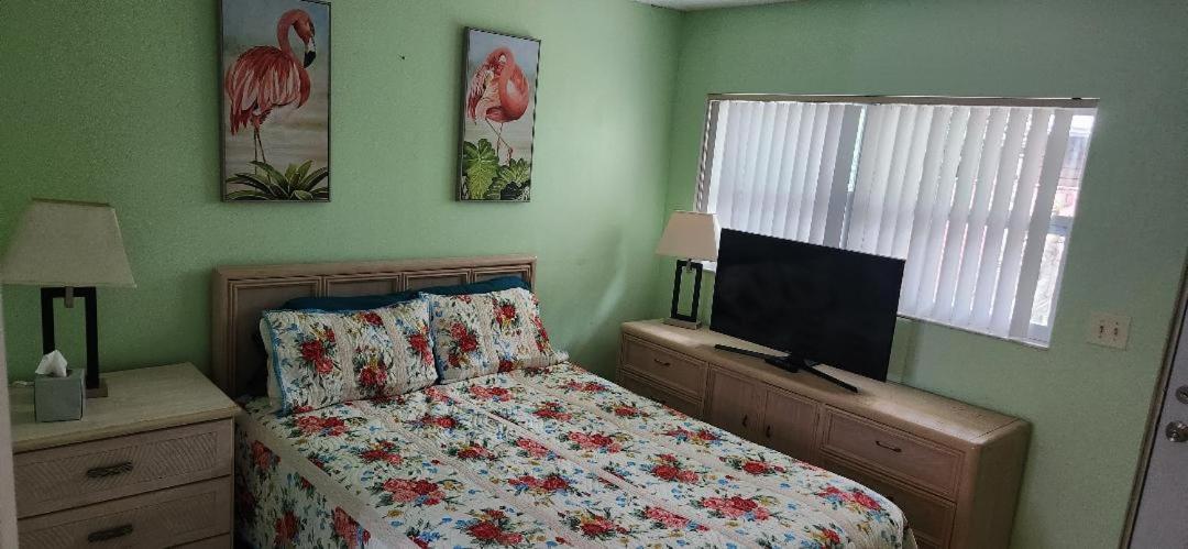 Marion Lane Suites photo 29