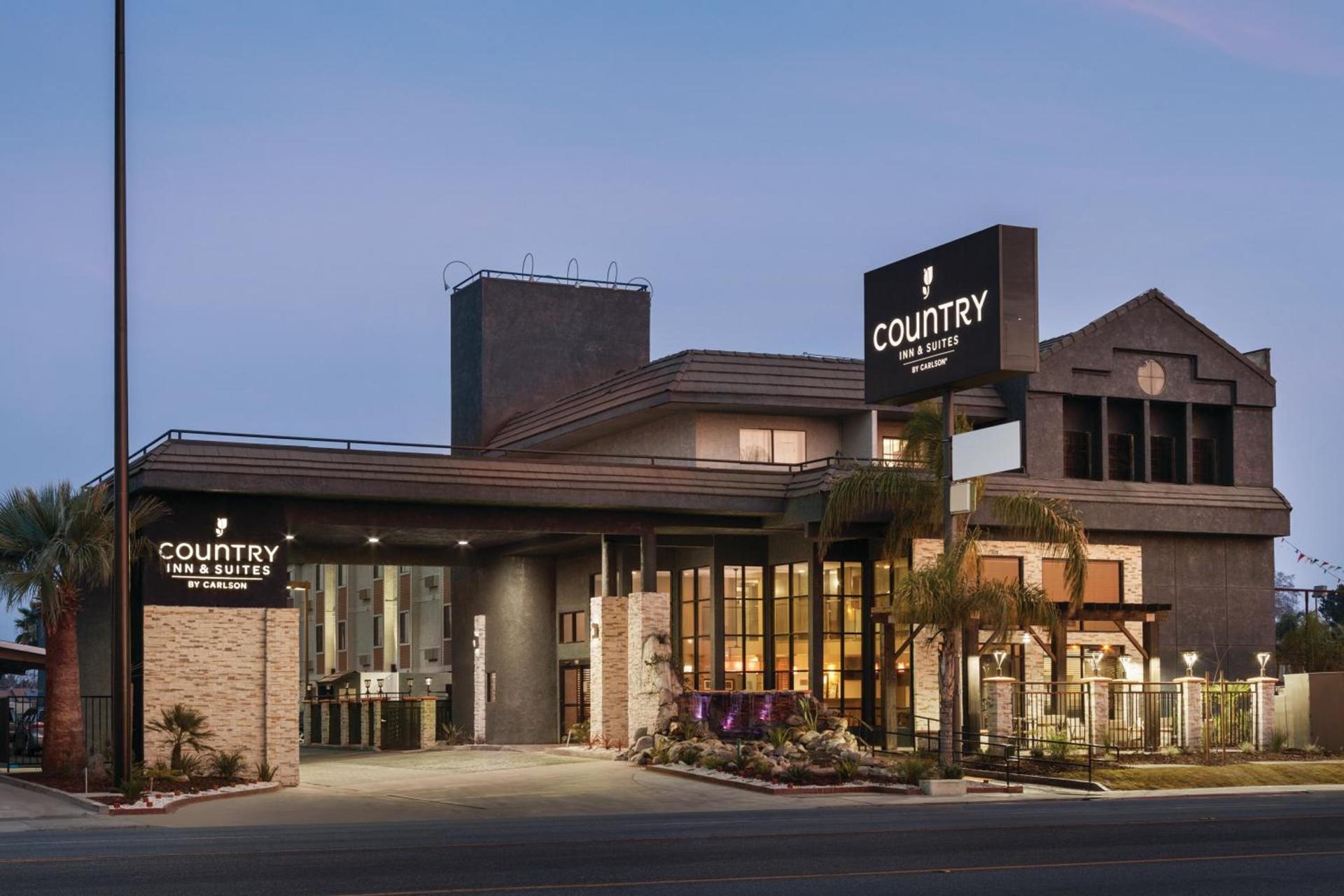 Country Inn & Suites by Radisson, Bakersfield, CA — hotel in Bakersfield