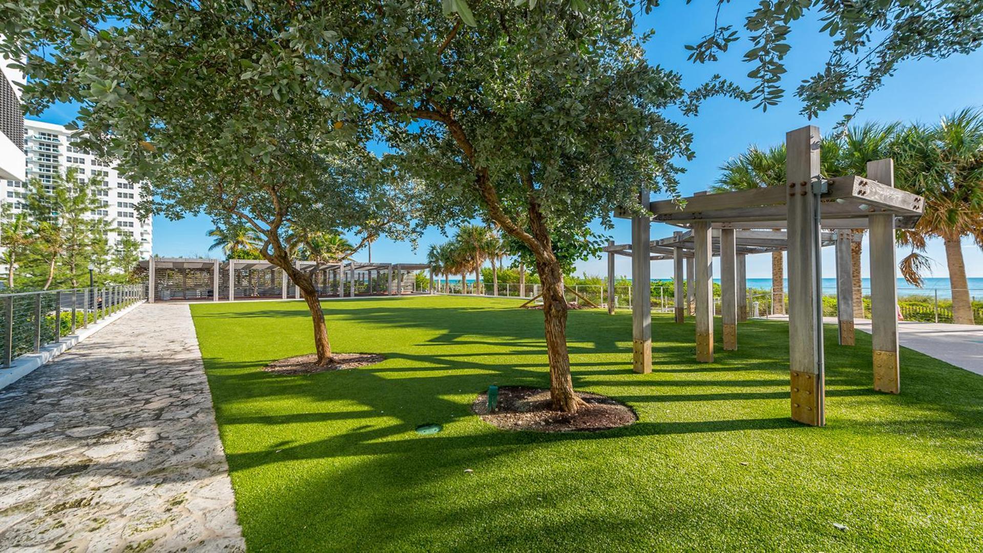 1 Bedroom Private Residence at Carillon Miami Resort -911 photo 28