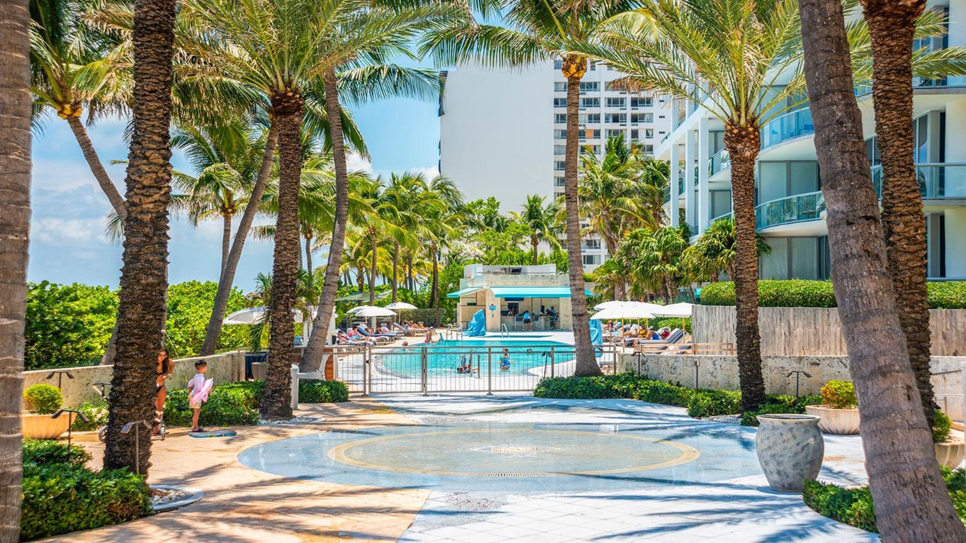1 Bedroom Private Residence at Carillon Miami Resort -911 photo 4