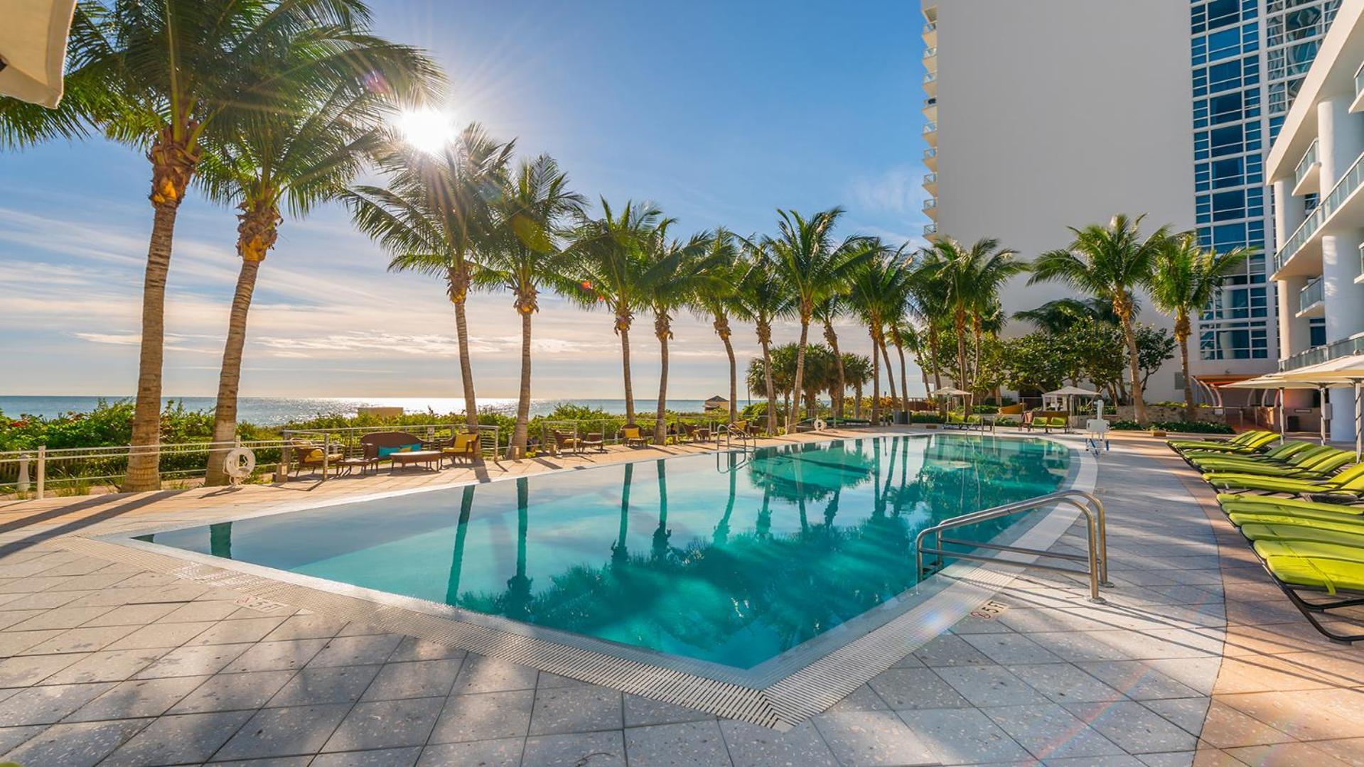 1 Bedroom Private Residence at Carillon Miami Resort -911 photo 5