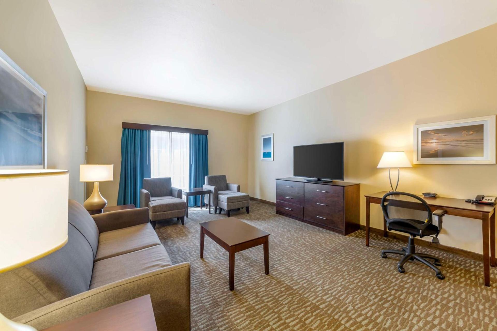 Best Western Naples Plaza Hotel photo 20