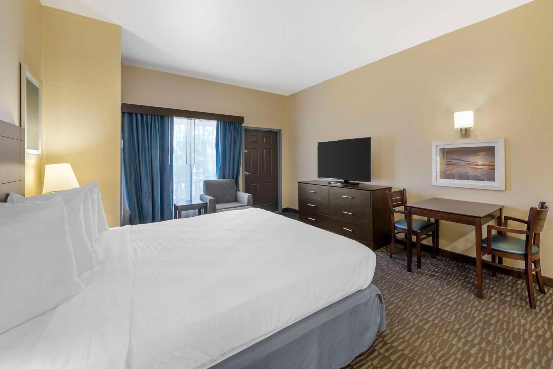 Best Western Naples Plaza Hotel photo 27