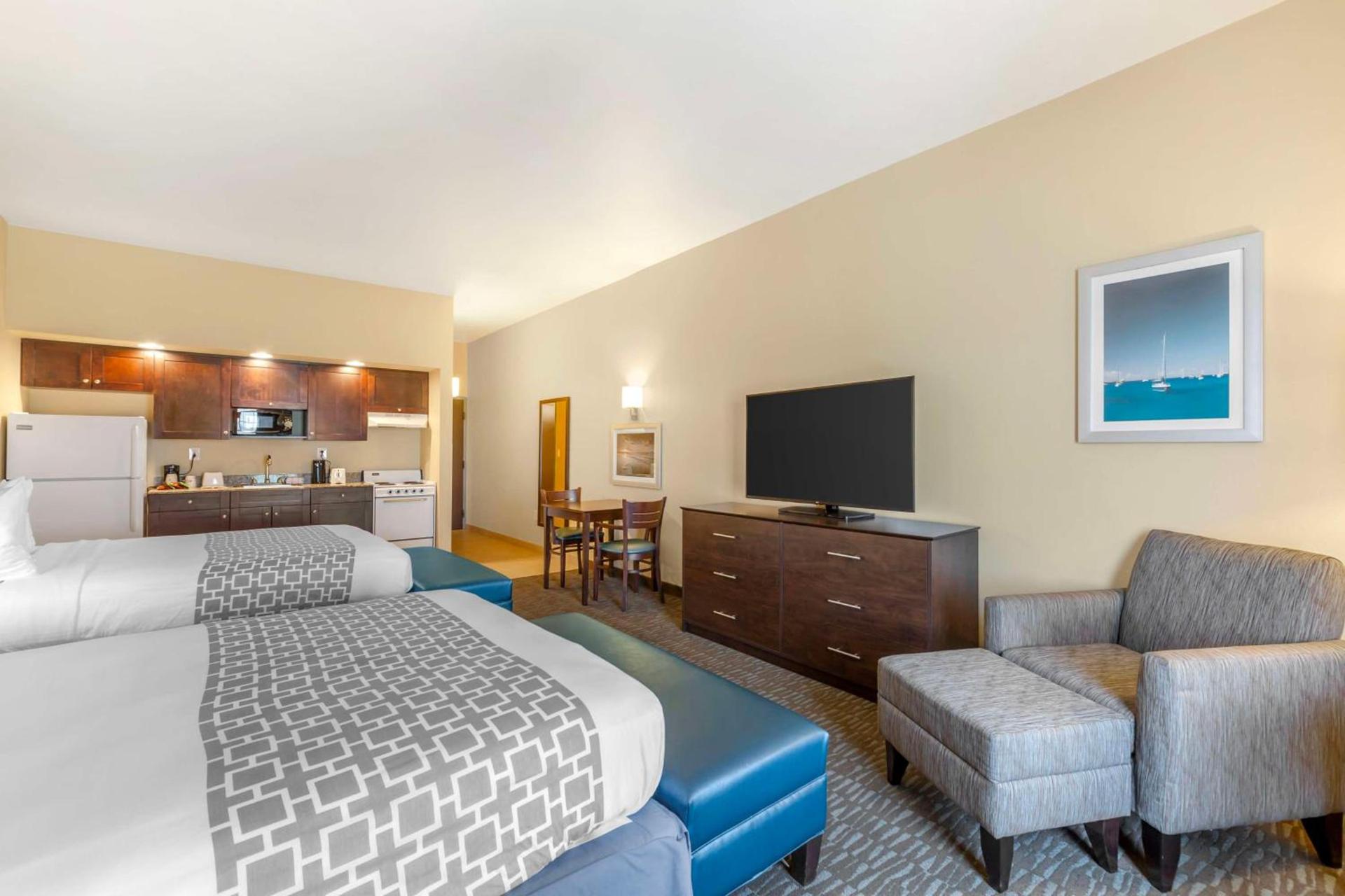 Best Western Naples Plaza Hotel photo 34