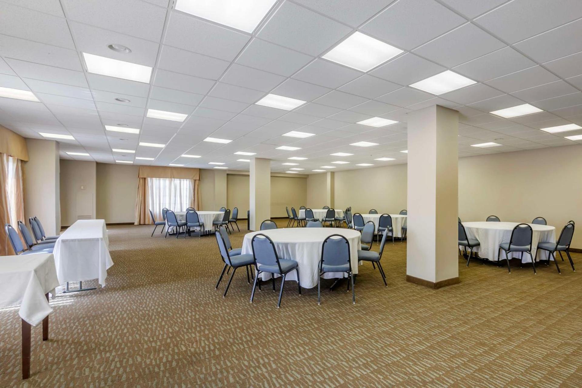 Best Western Naples Plaza Hotel photo 39