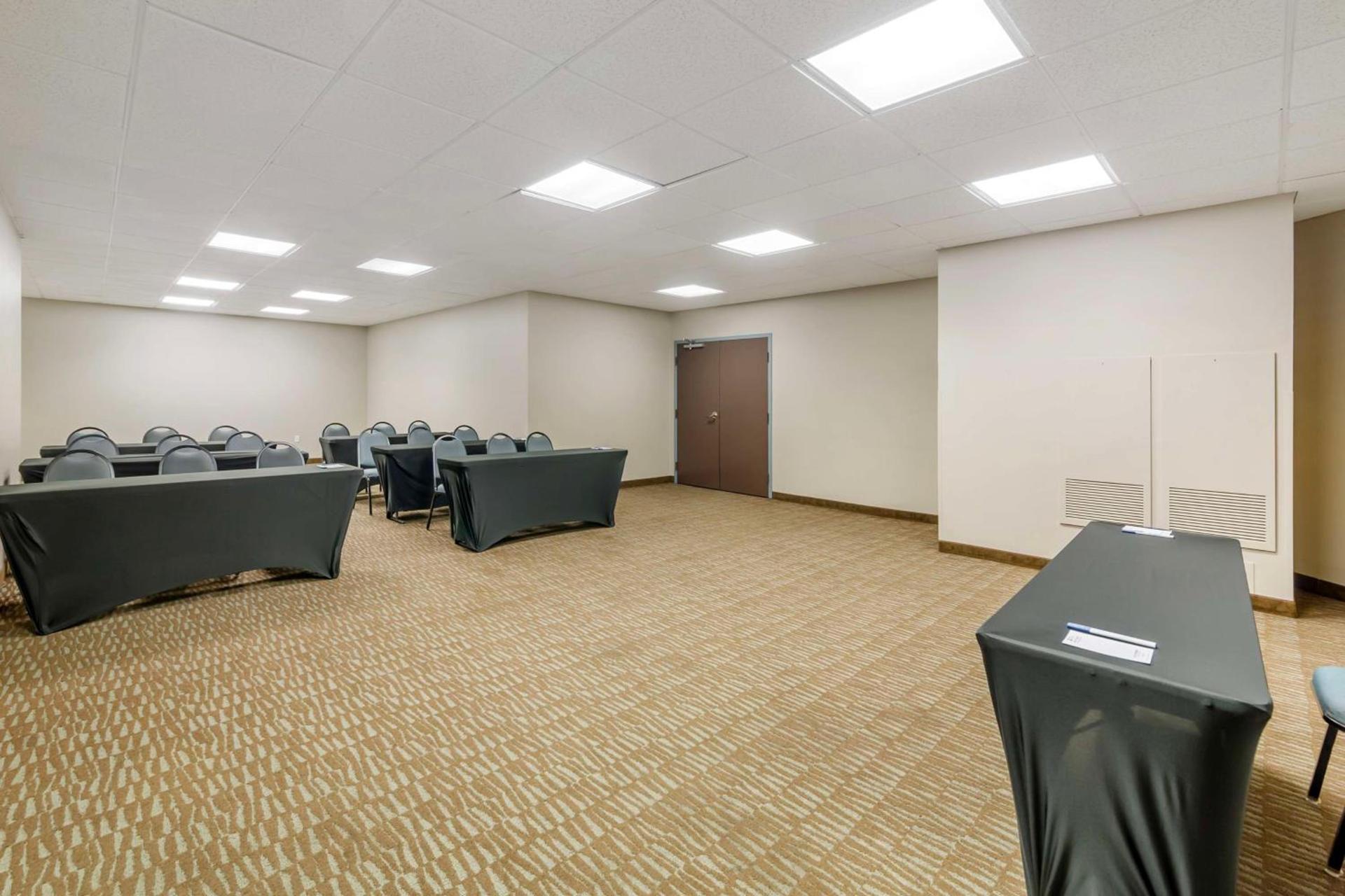 Best Western Naples Plaza Hotel photo 40