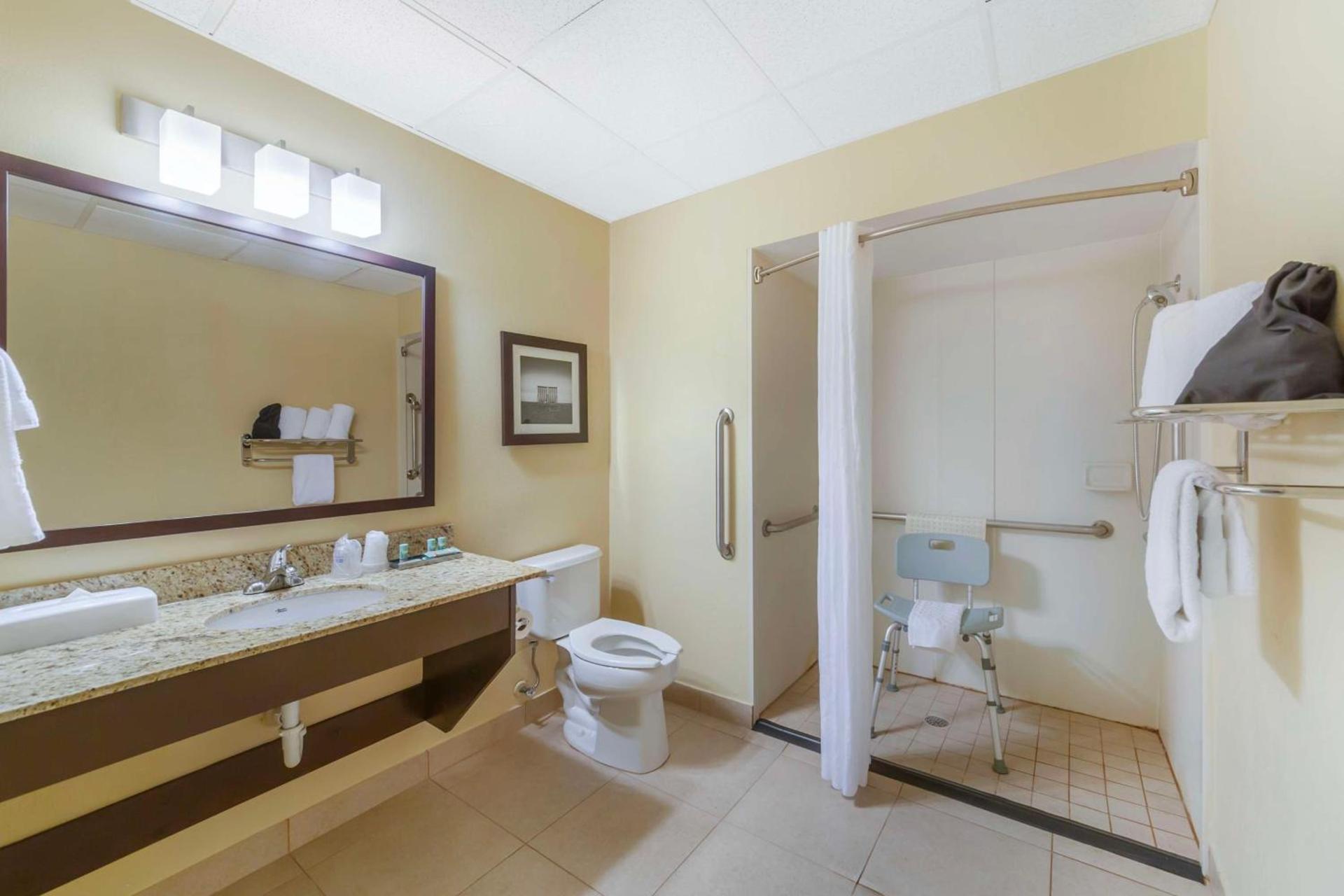 Best Western Naples Plaza Hotel photo 41