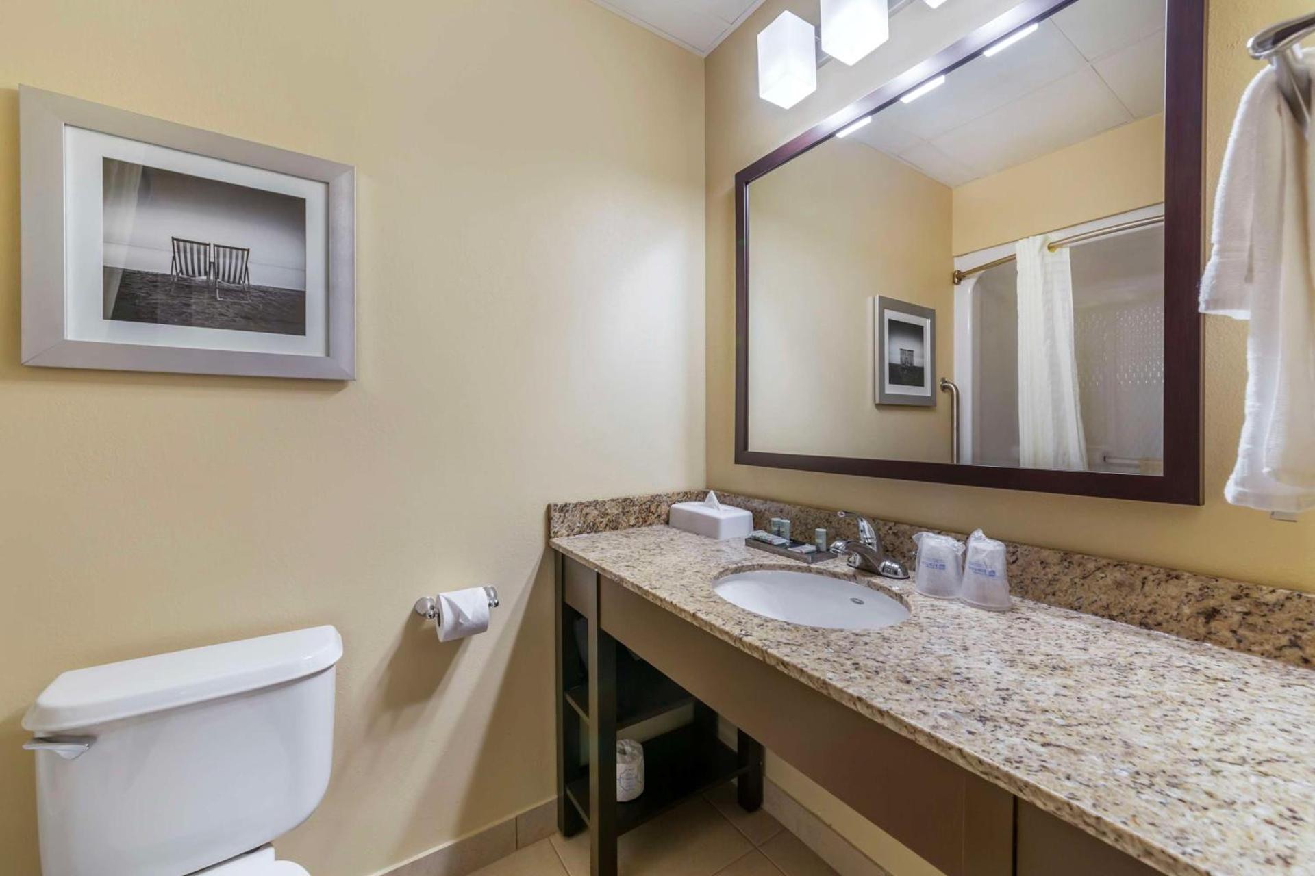 Best Western Naples Plaza Hotel photo 45