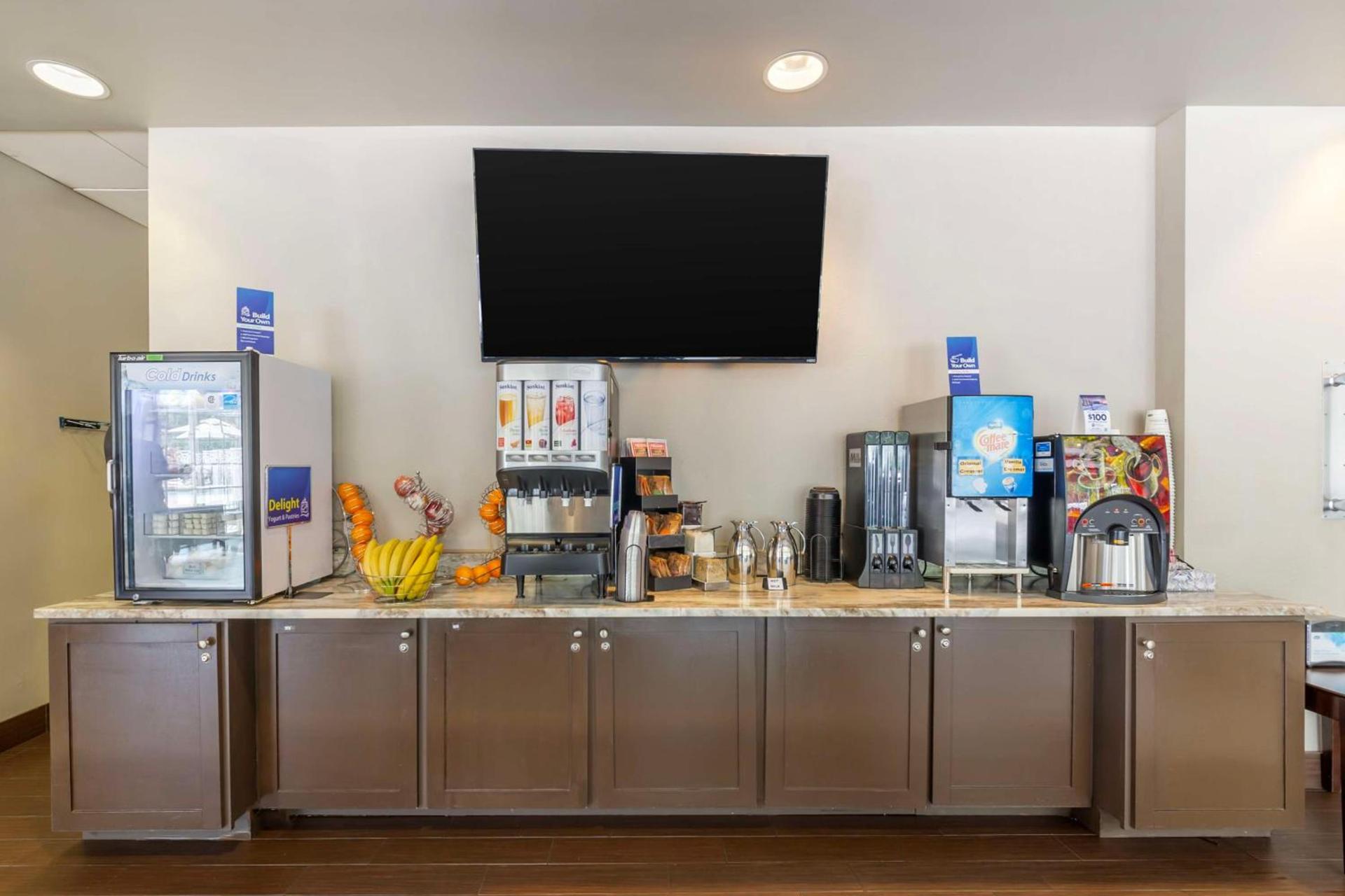 Best Western Naples Plaza Hotel photo 48