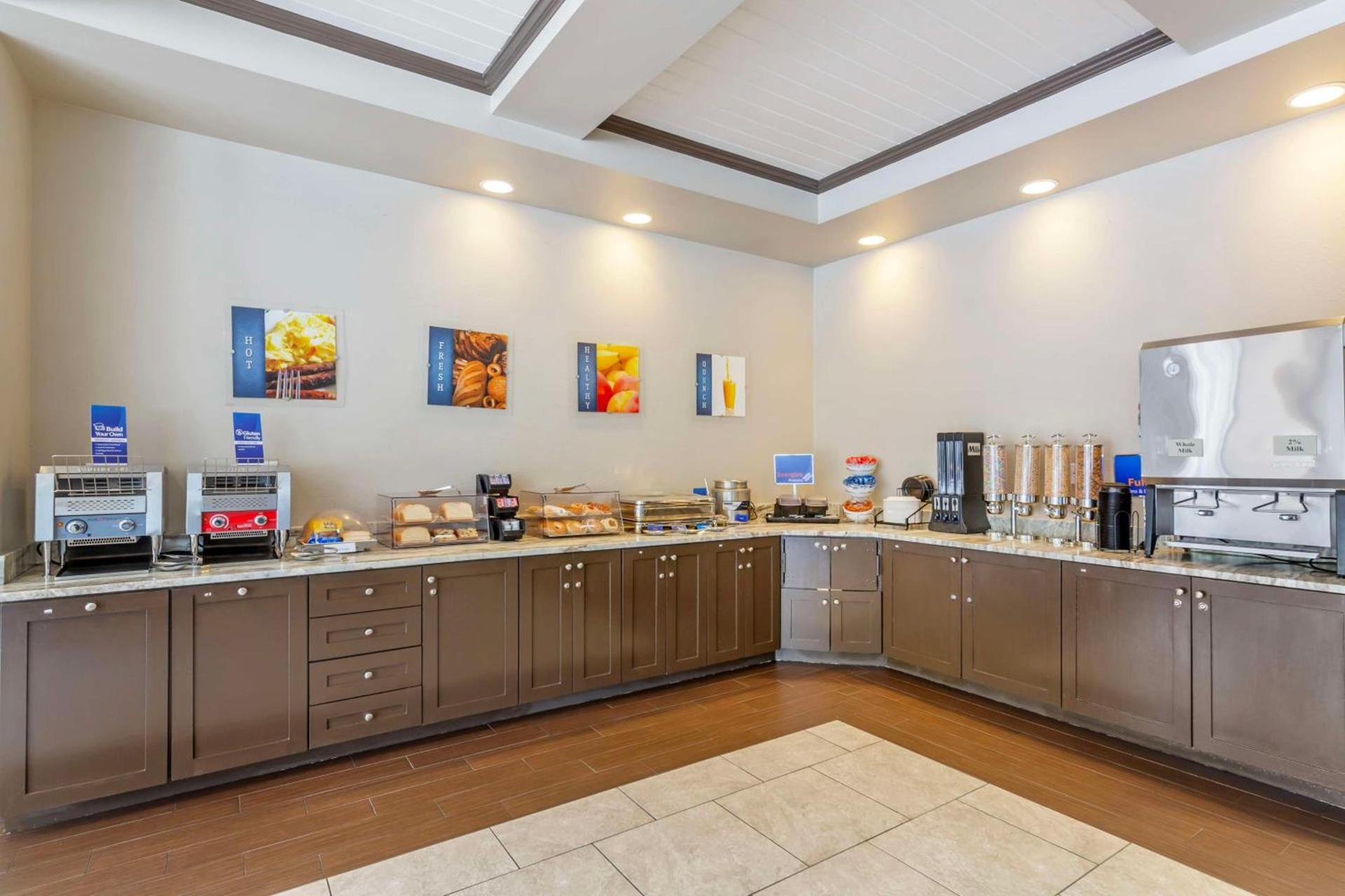 Best Western Naples Plaza Hotel photo 49