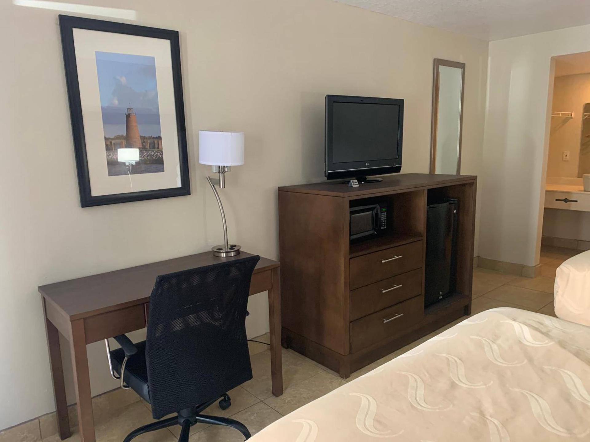 Serena Inn photo 19