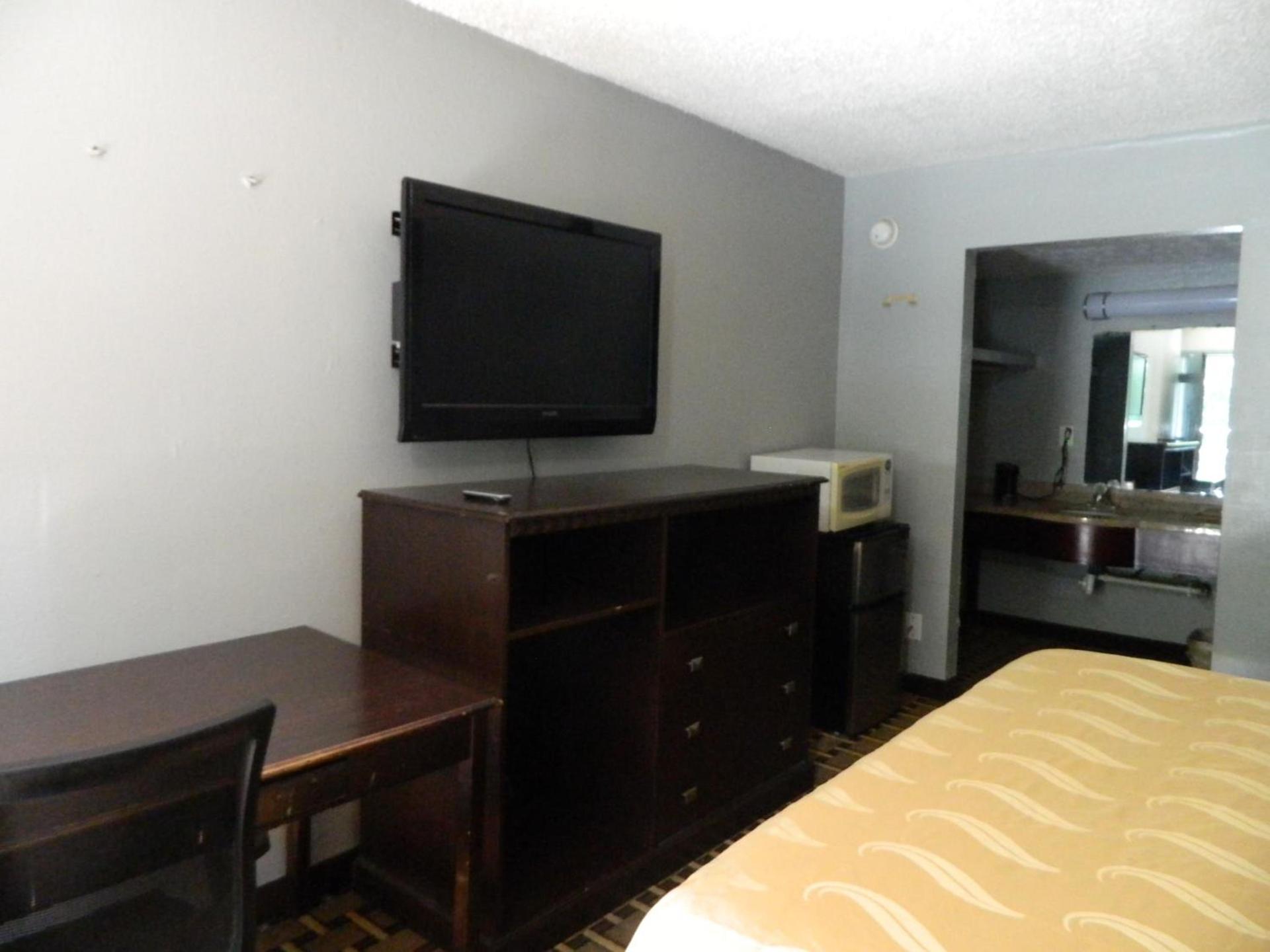 Travel Inn Atlanta photo 9