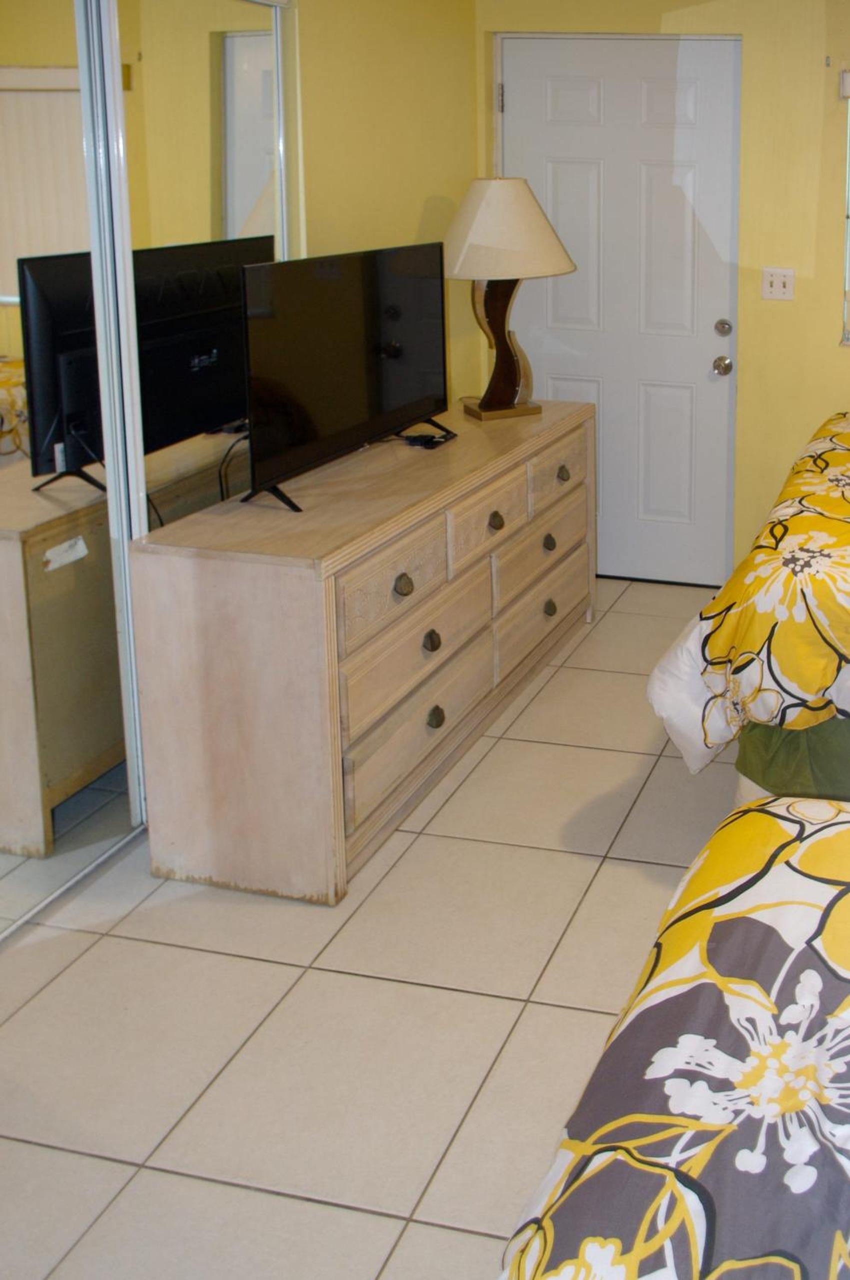 Marion Lane Suites photo 65