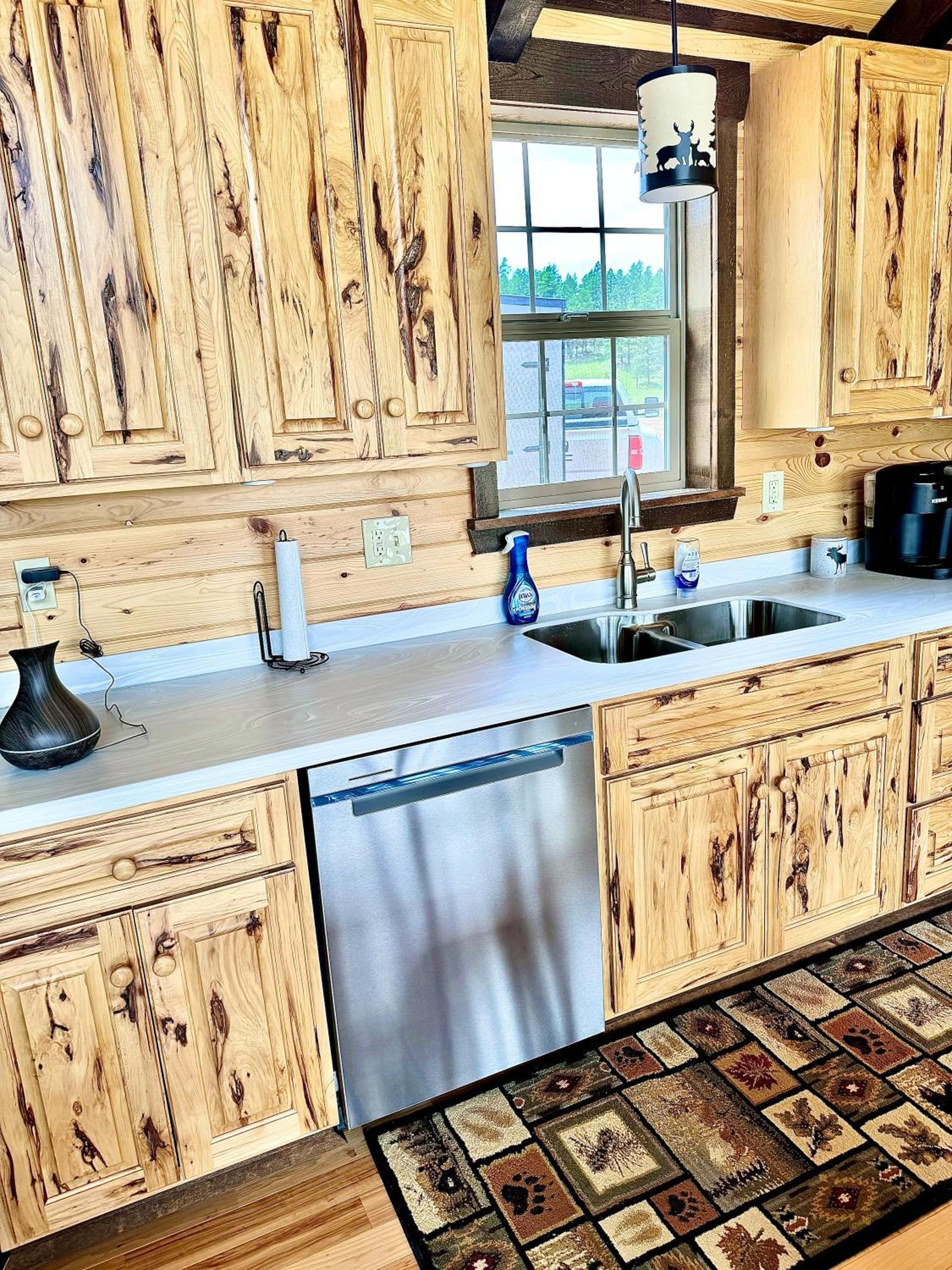 The Lodge at Devils Tower photo 44