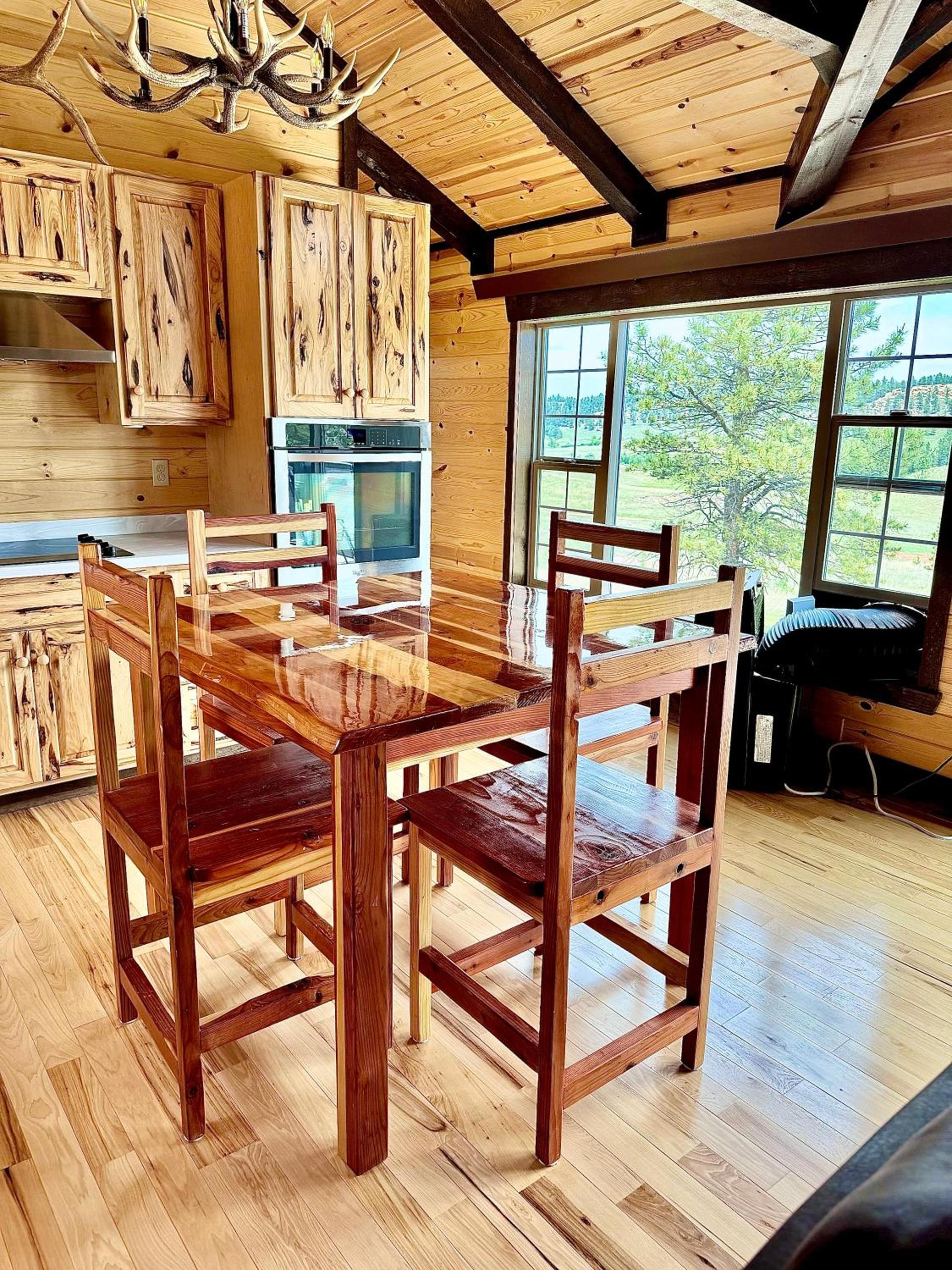 The Lodge at Devils Tower photo 42