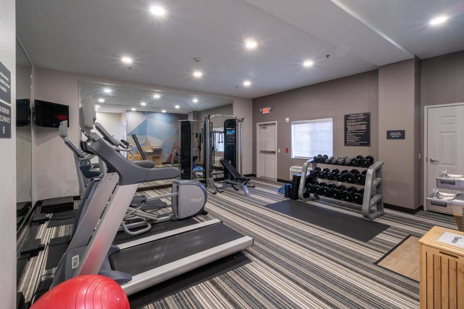 Candlewood Suites Deer Park by IHG photo 25