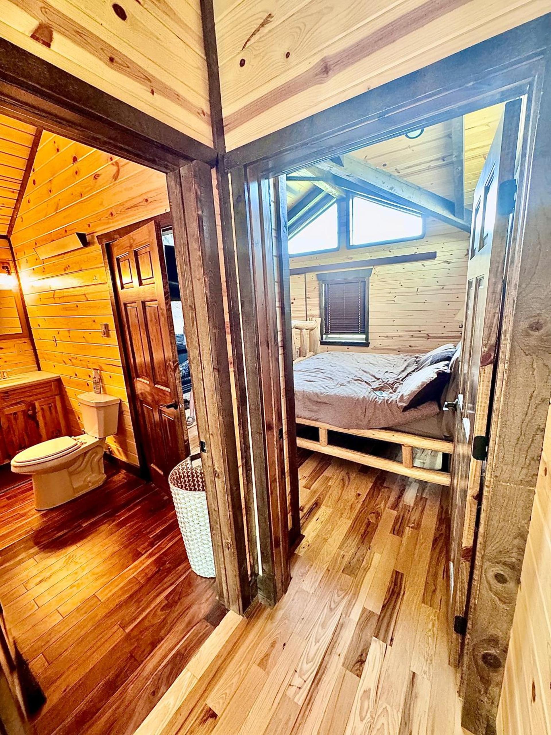 The Lodge at Devils Tower photo 24